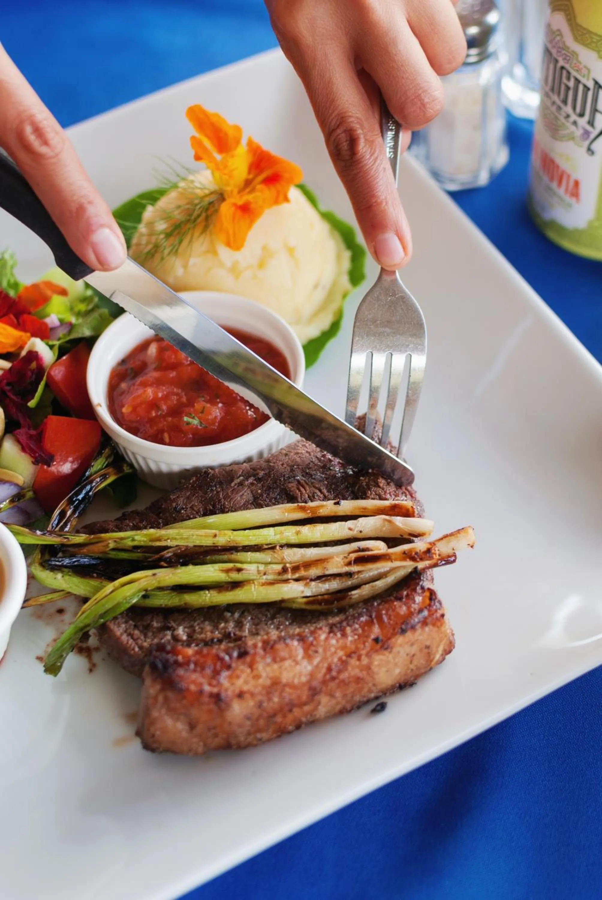 Food and drinks in Hotel Toliman