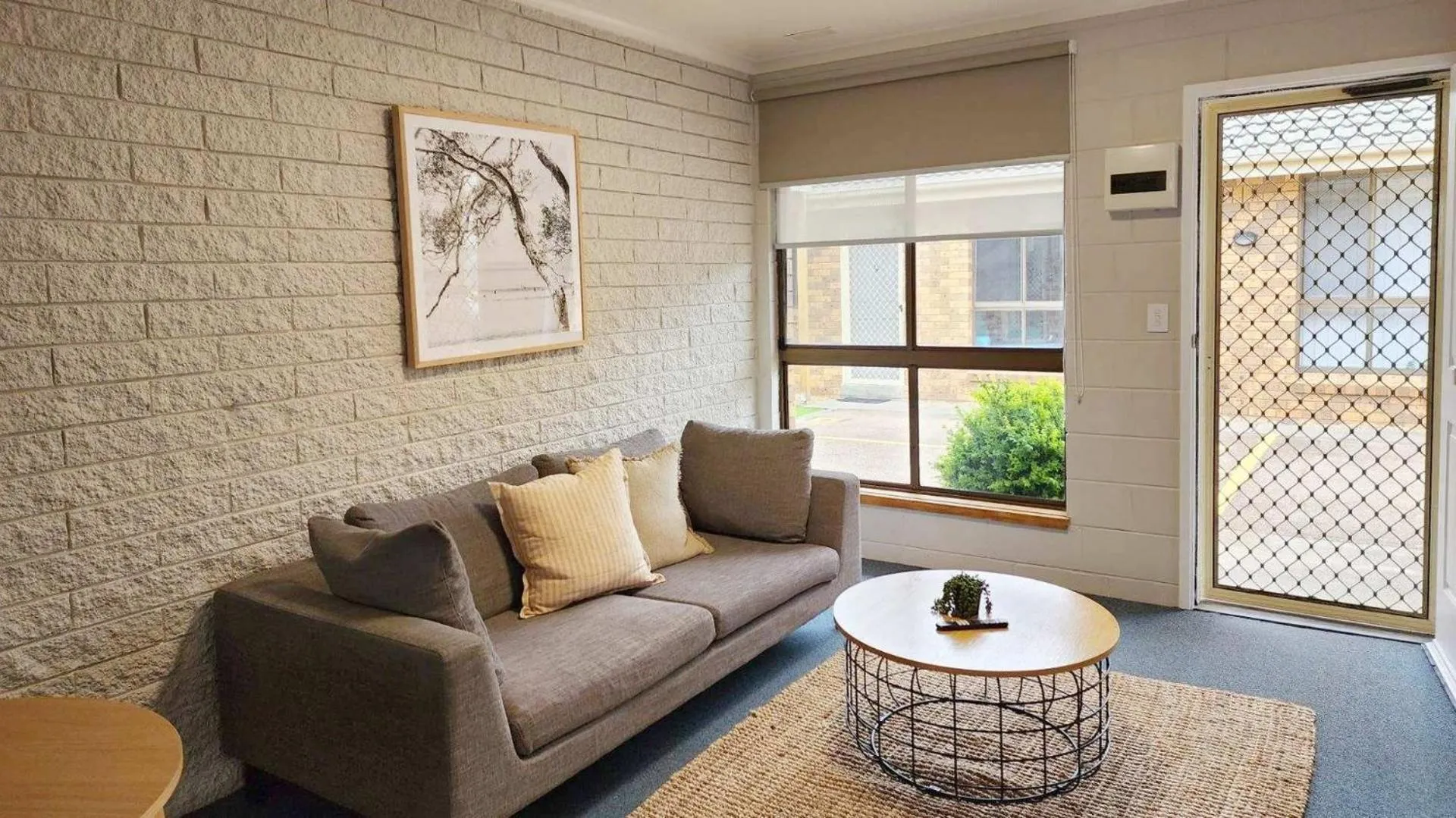 Living room in Hybiscus Waterfront Apartments