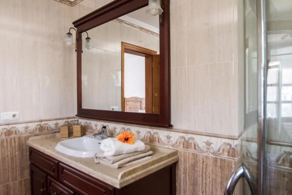 Bathroom in Timanfaya Casa Rural