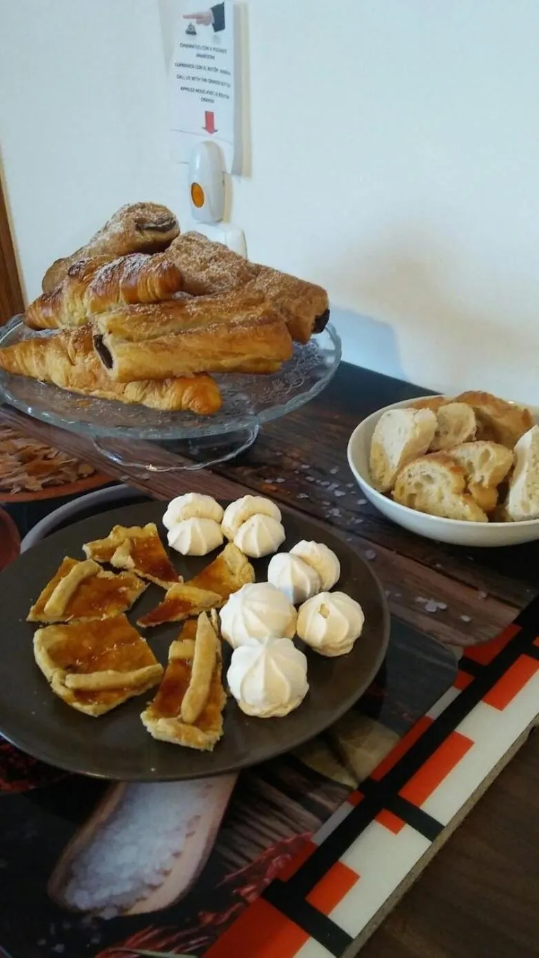 Buffet breakfast in Timanfaya Casa Rural