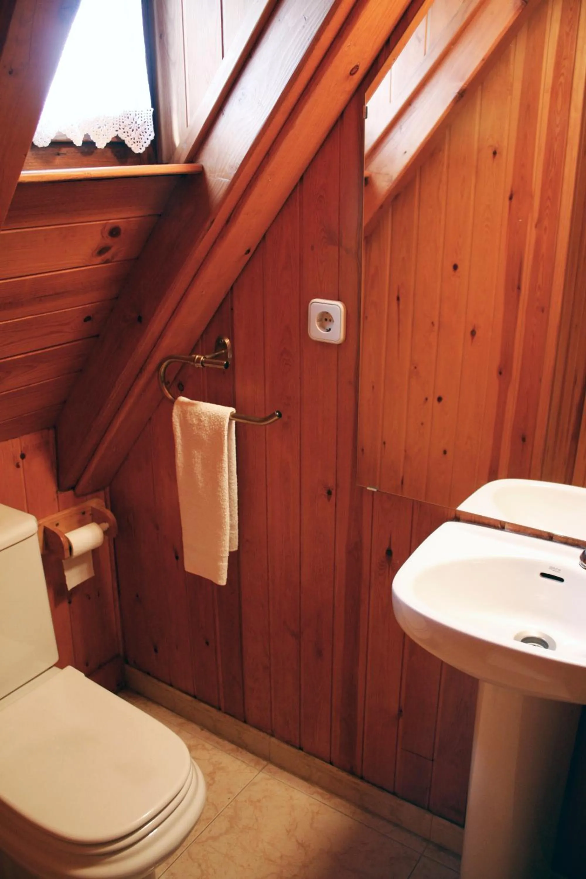 Toilet in Desde Ton II