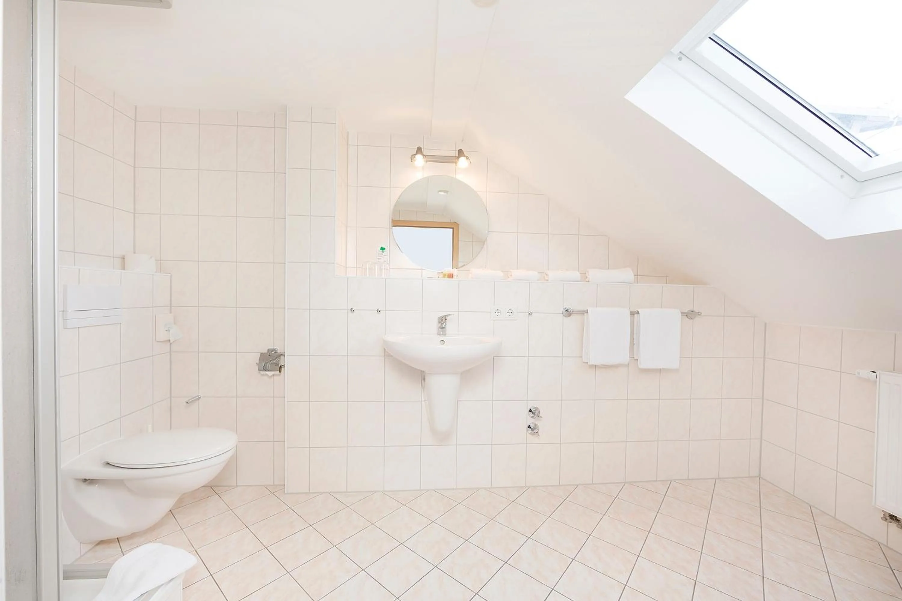 Shower in Hotel Garni Sonne