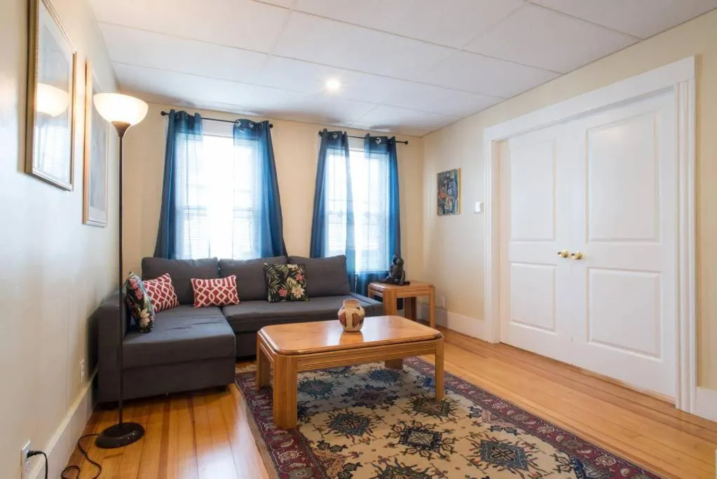 Living room in Apartments in Salem