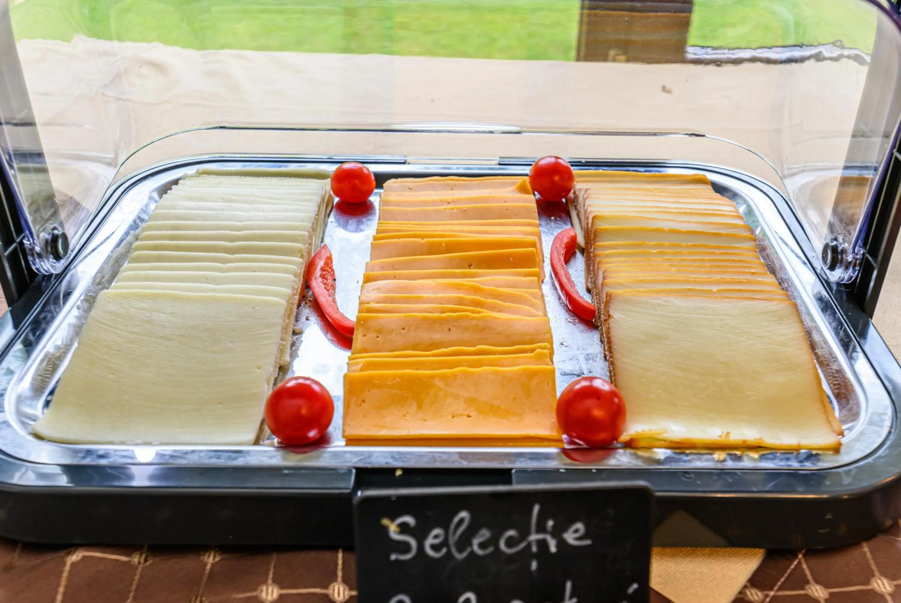 Breakfast in Hotel Casa Viorel jacuzzi & saunas