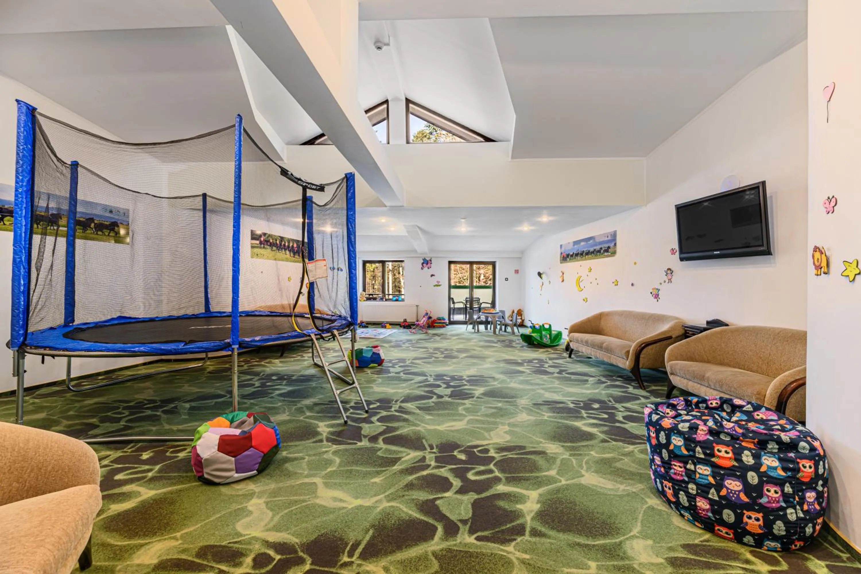 Children play ground in Hotel Casa Viorel jacuzzi & saunas