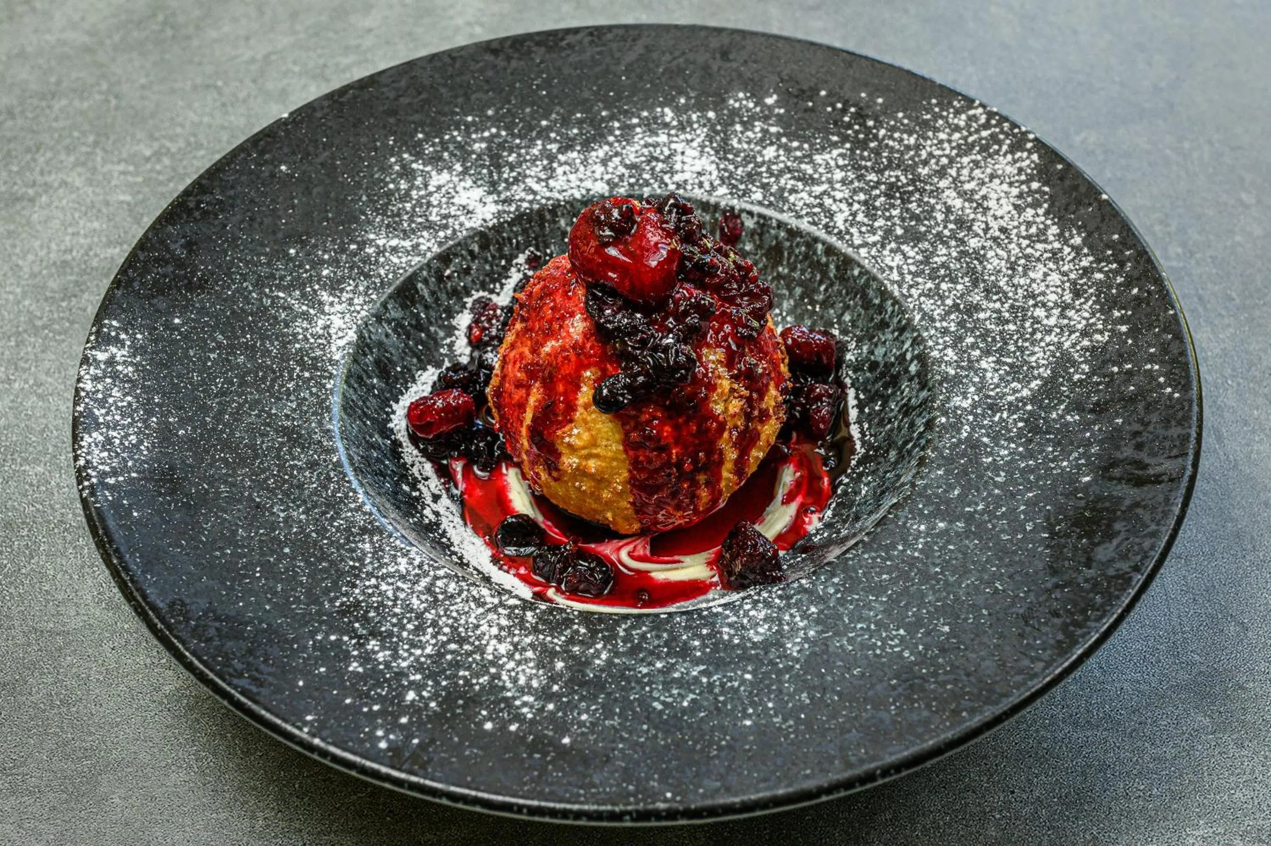 Restaurant/places to eat in Hotel Casa Viorel jacuzzi & saunas