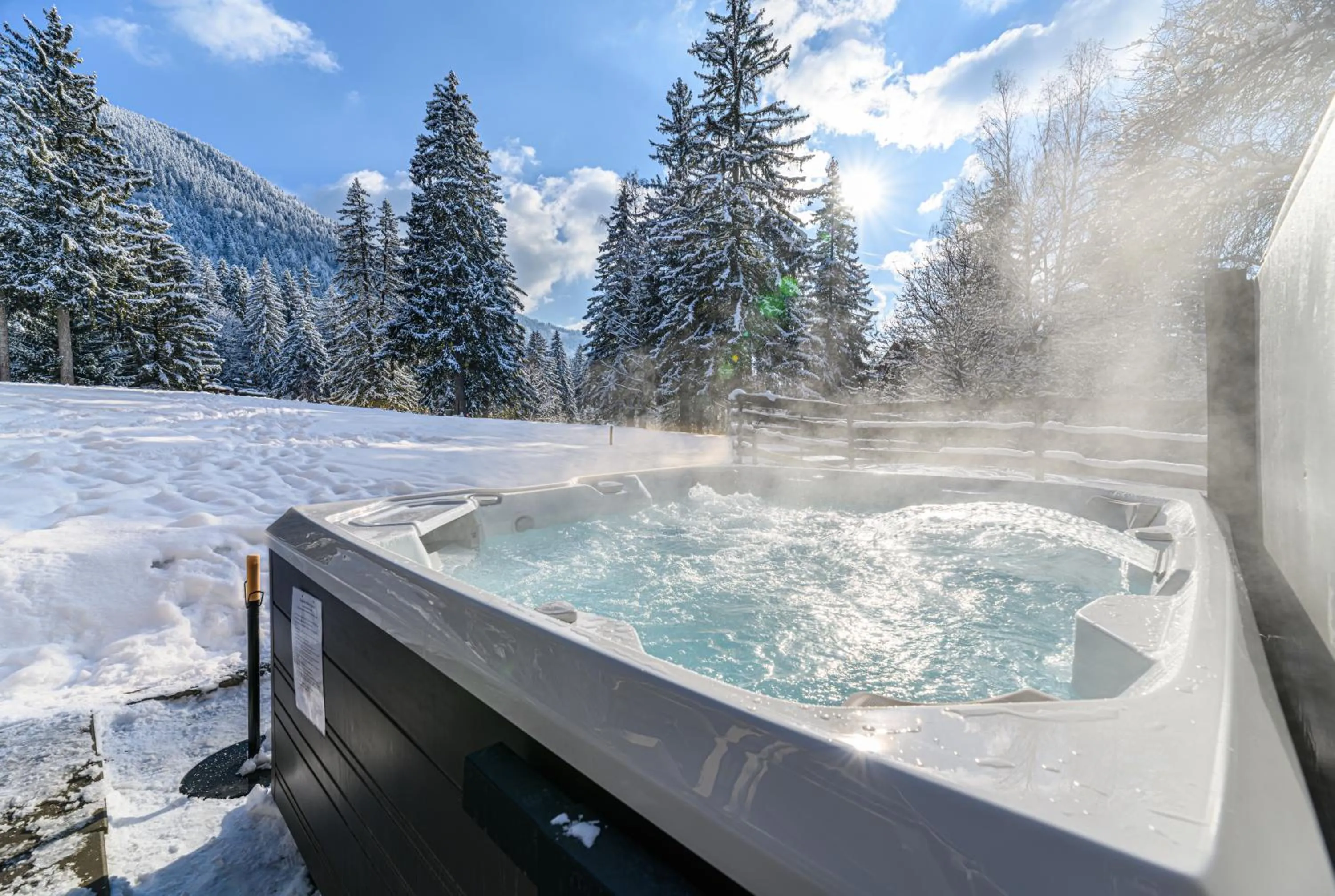 Property building in Hotel Casa Viorel jacuzzi & saunas