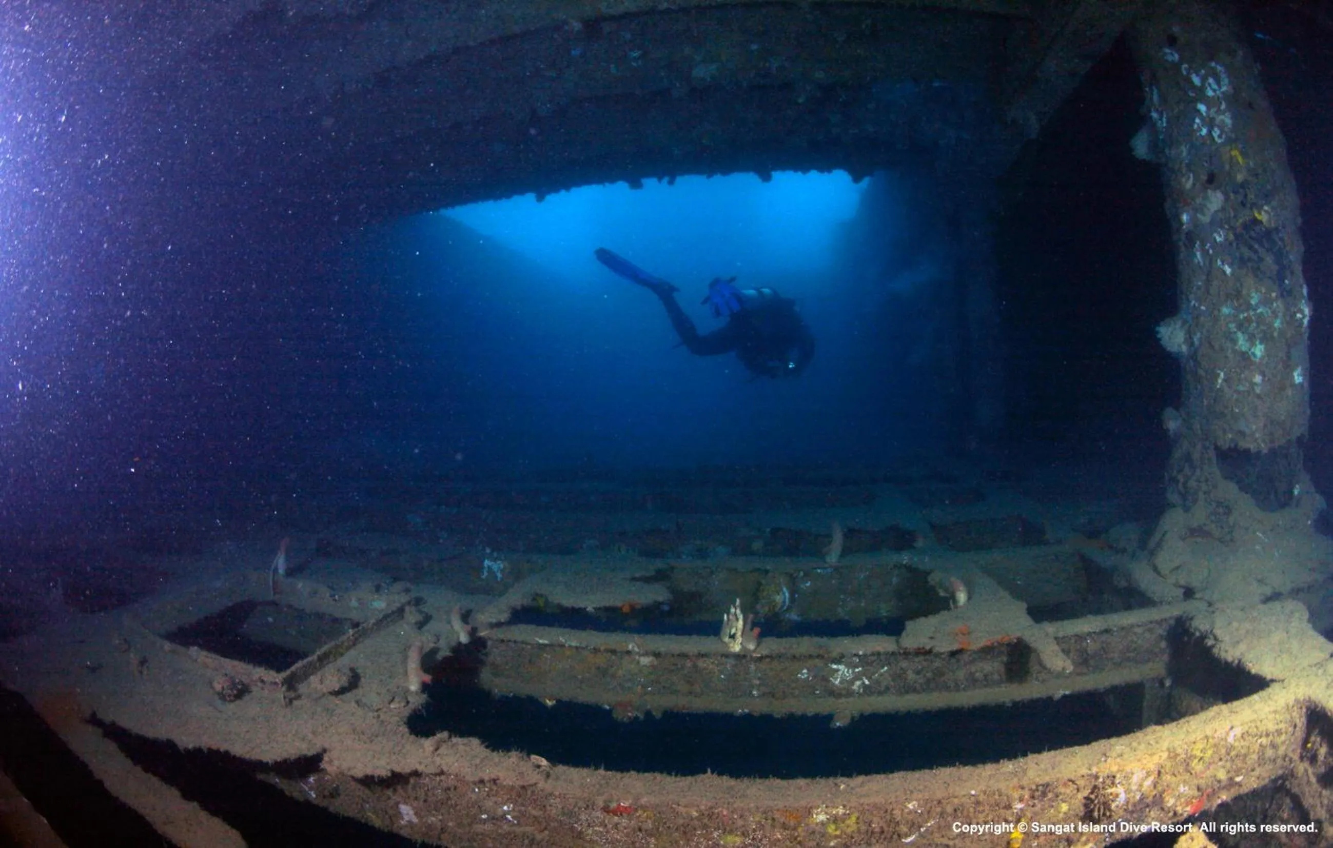 Diving in Sangat Island Dive Resort