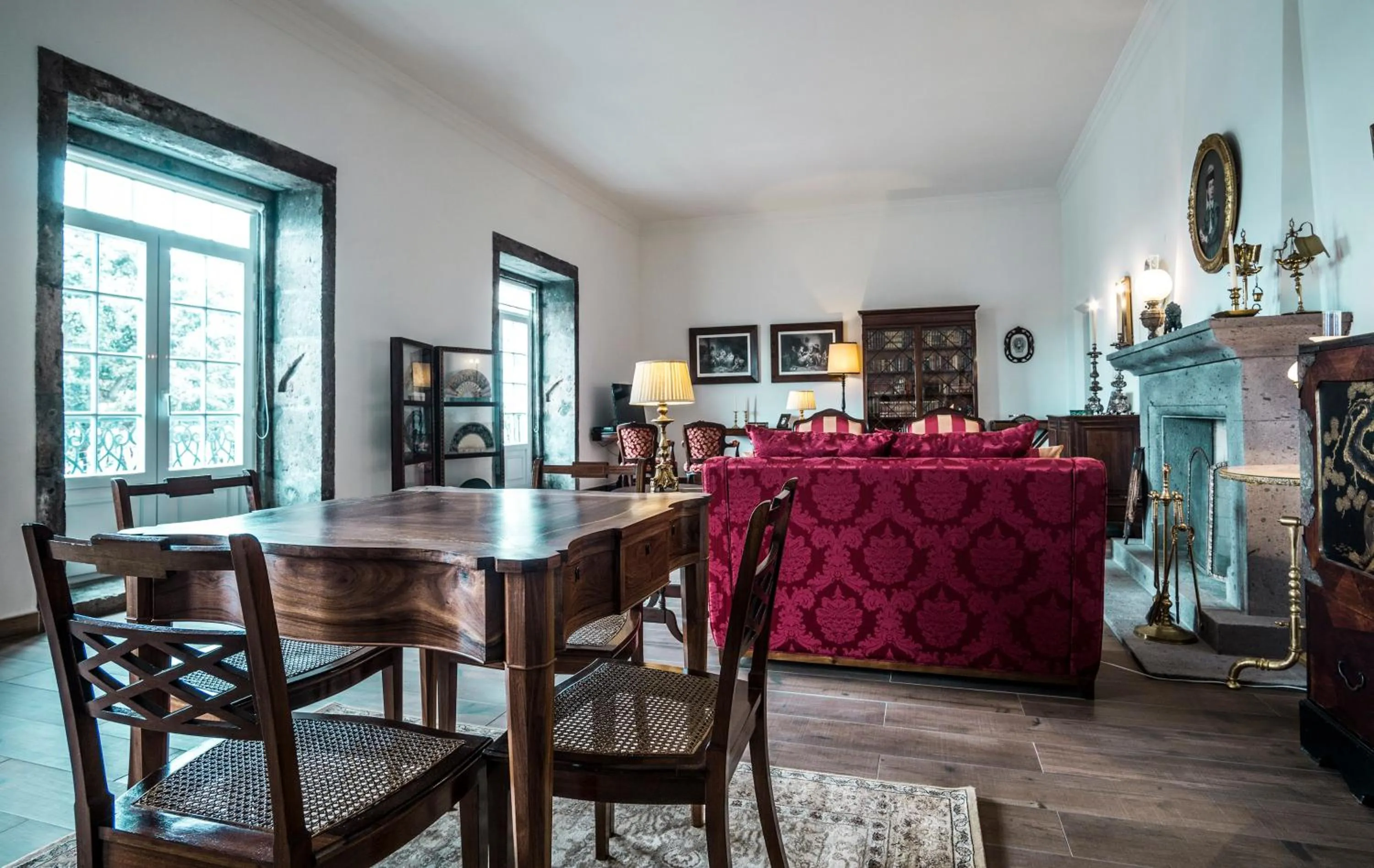 Communal lounge/ TV room in Casa do Campo de São Francisco