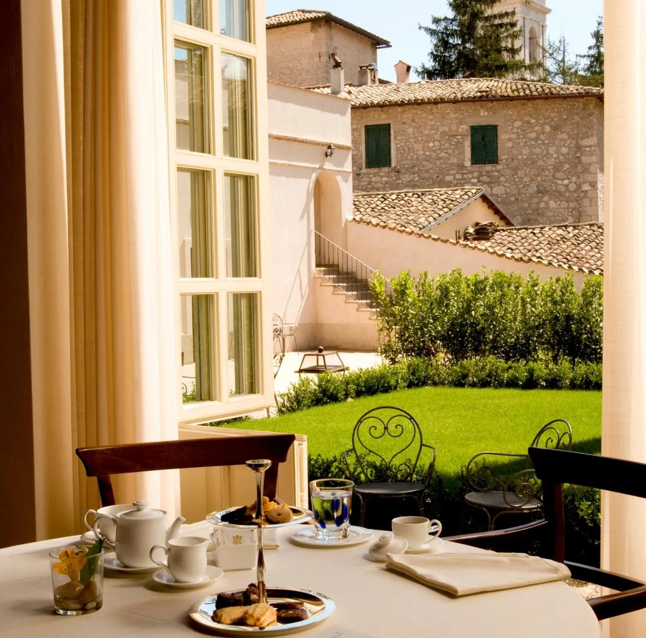 Restaurant/places to eat in Relais & Chateaux Palazzo Seneca