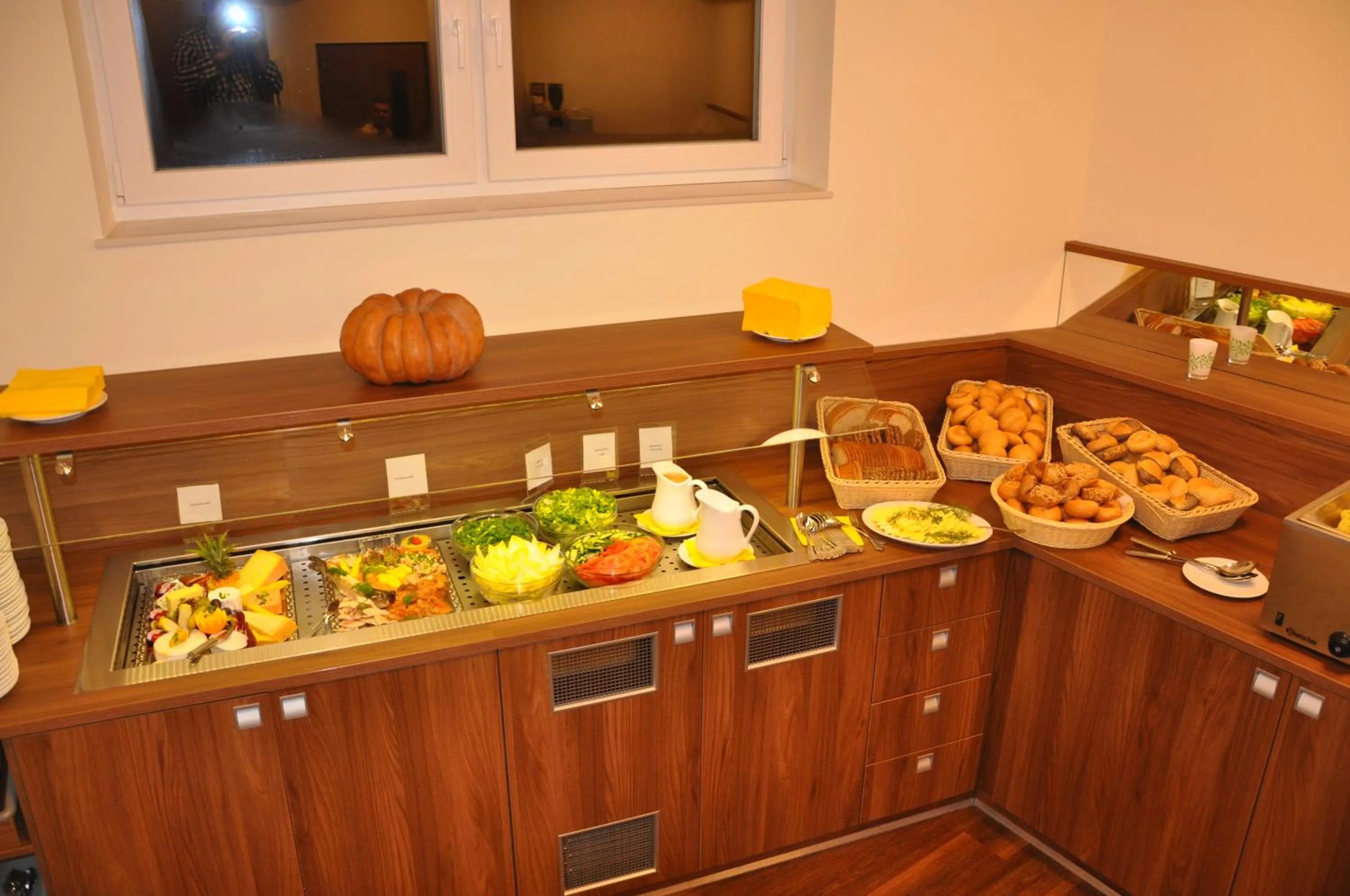 Breakfast in Hotel Isenbütteler Hof