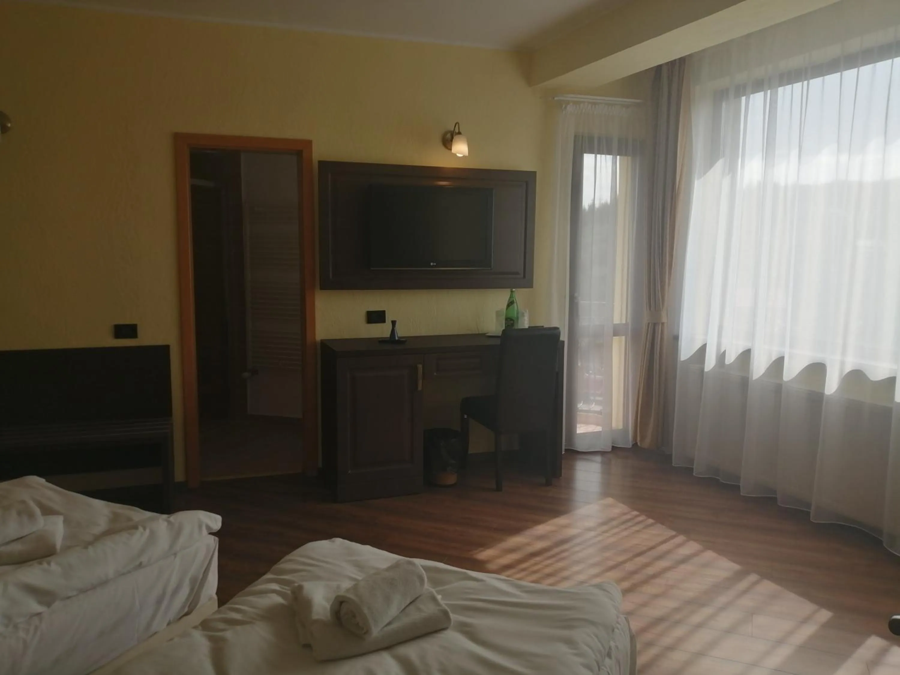 Photo of the whole room, Bed in Hotel Piemonte