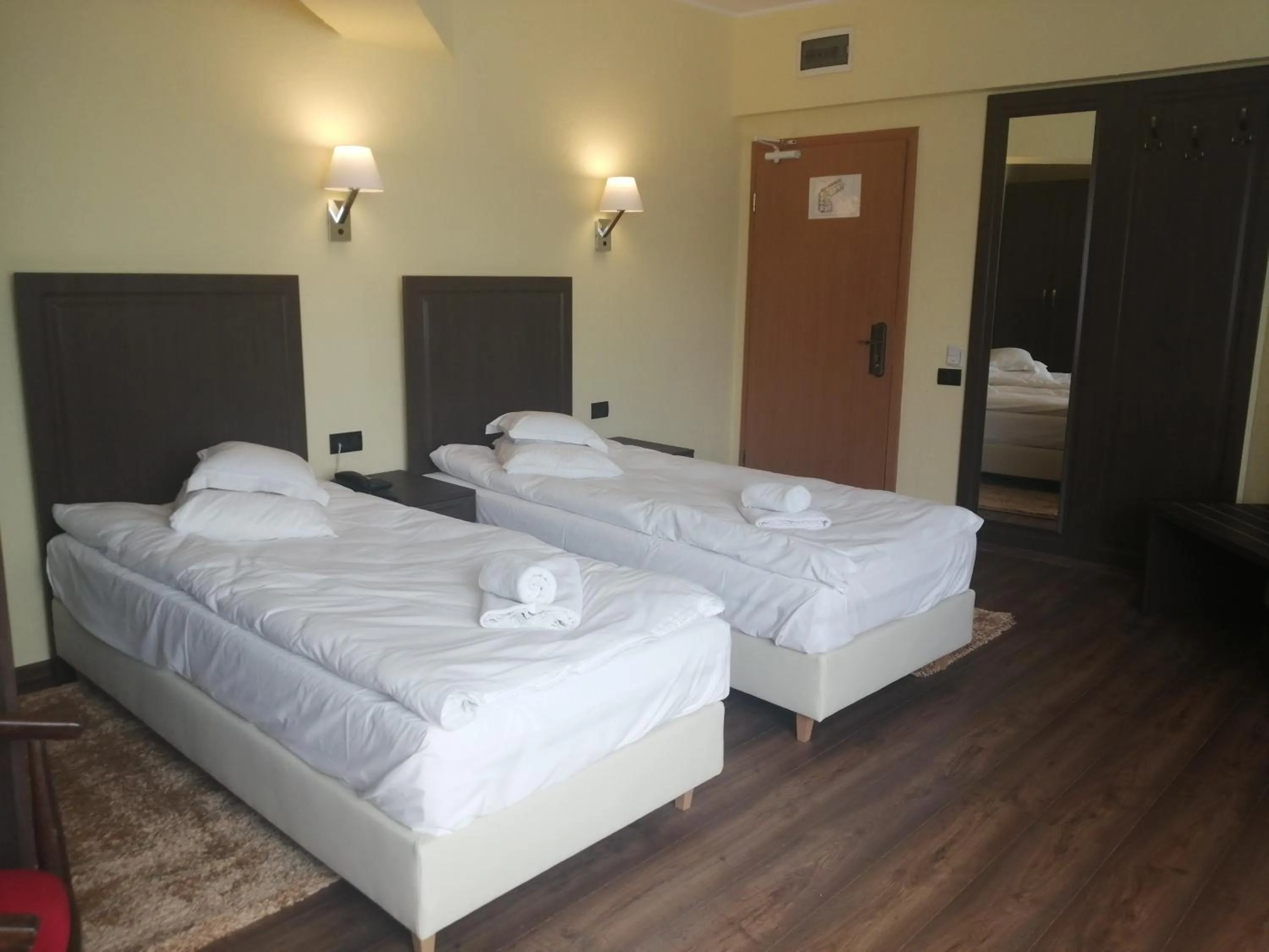 Photo of the whole room, Bed in Hotel Piemonte