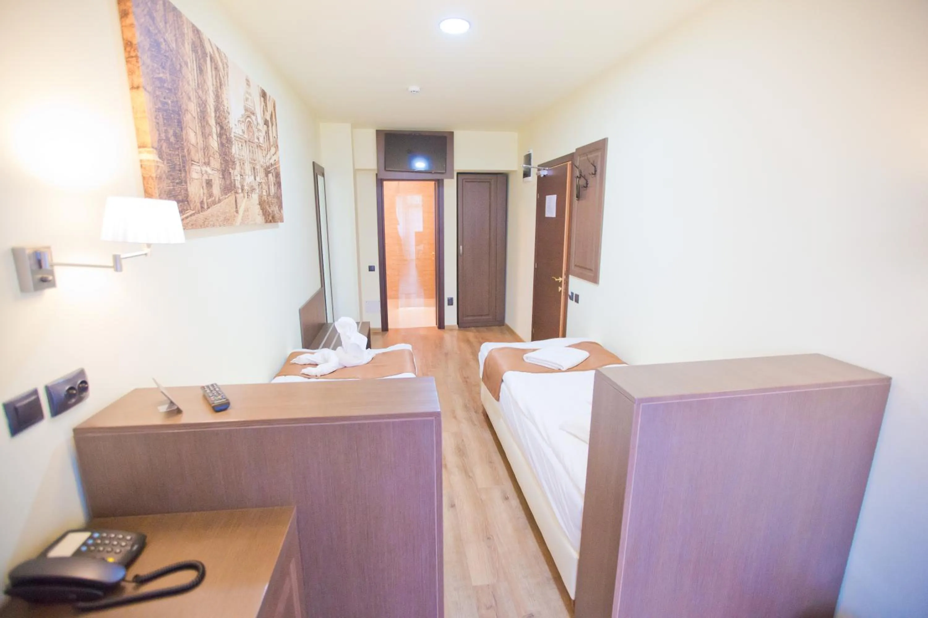 Photo of the whole room in Hotel Piemonte