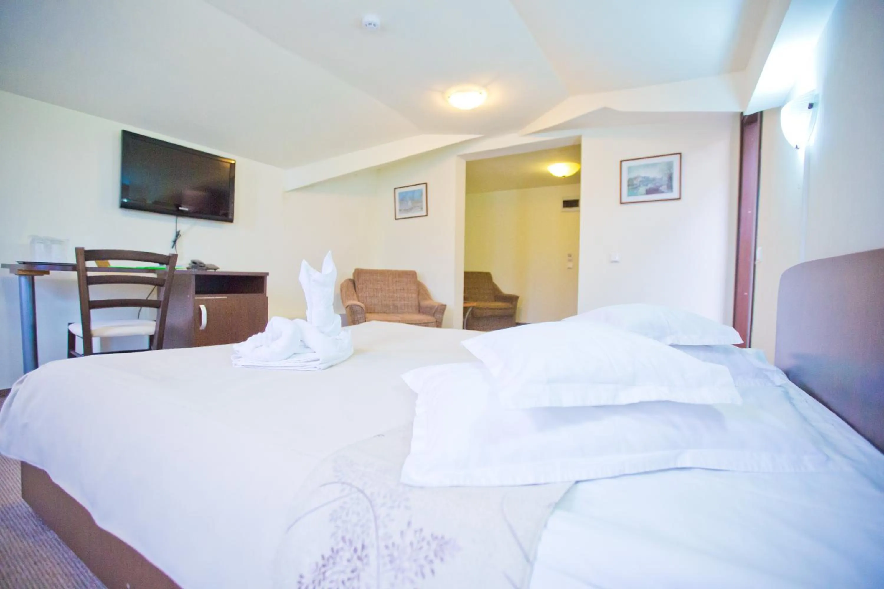 Photo of the whole room, Bed in Hotel Piemonte