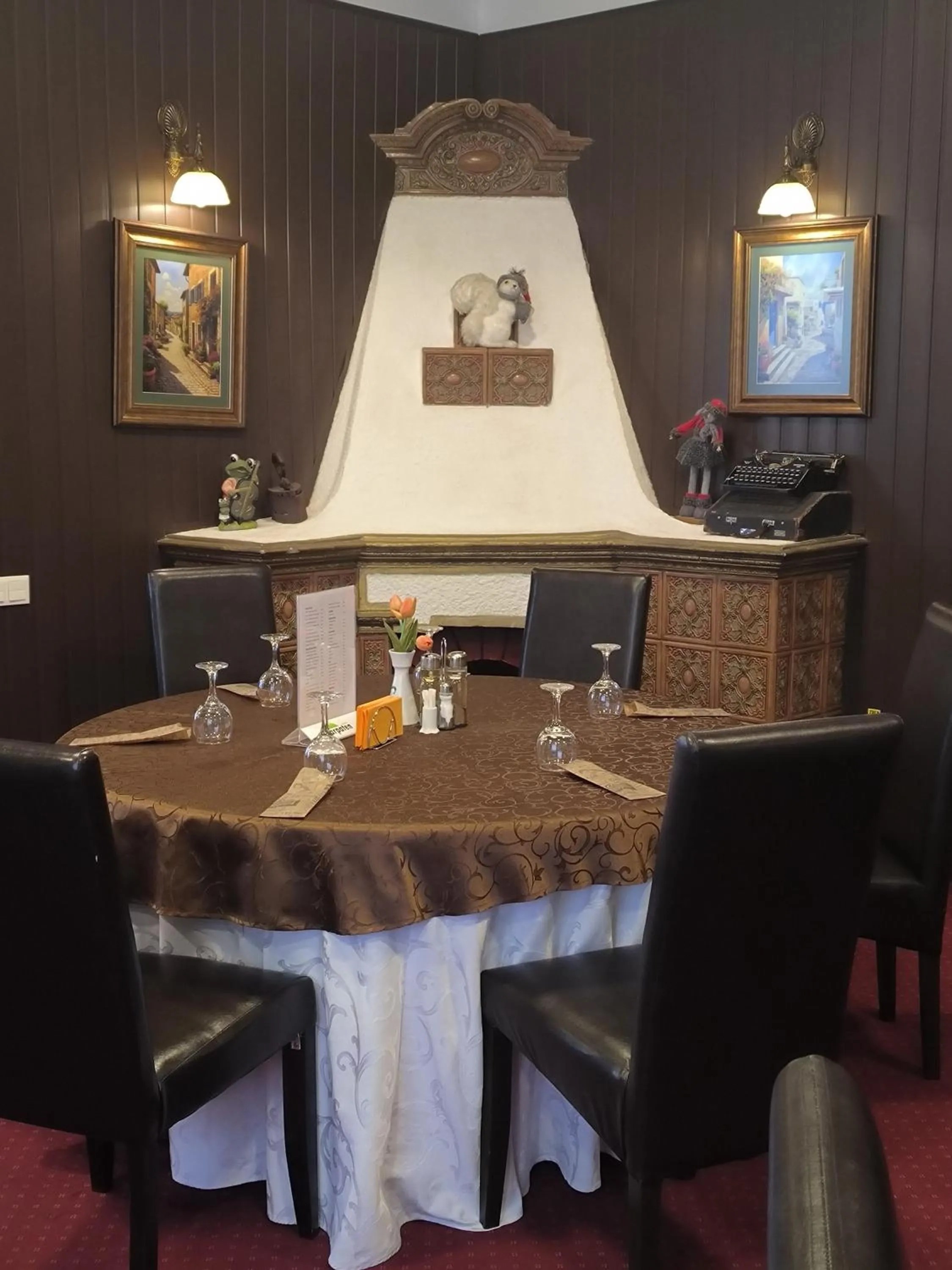 Restaurant/places to eat in Hotel Piemonte