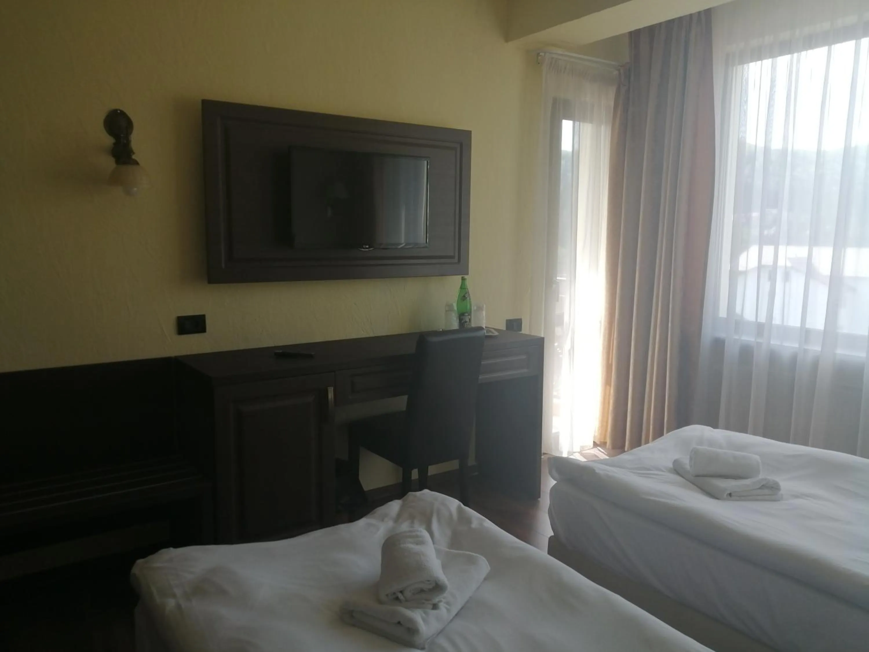 Photo of the whole room, Bed in Hotel Piemonte
