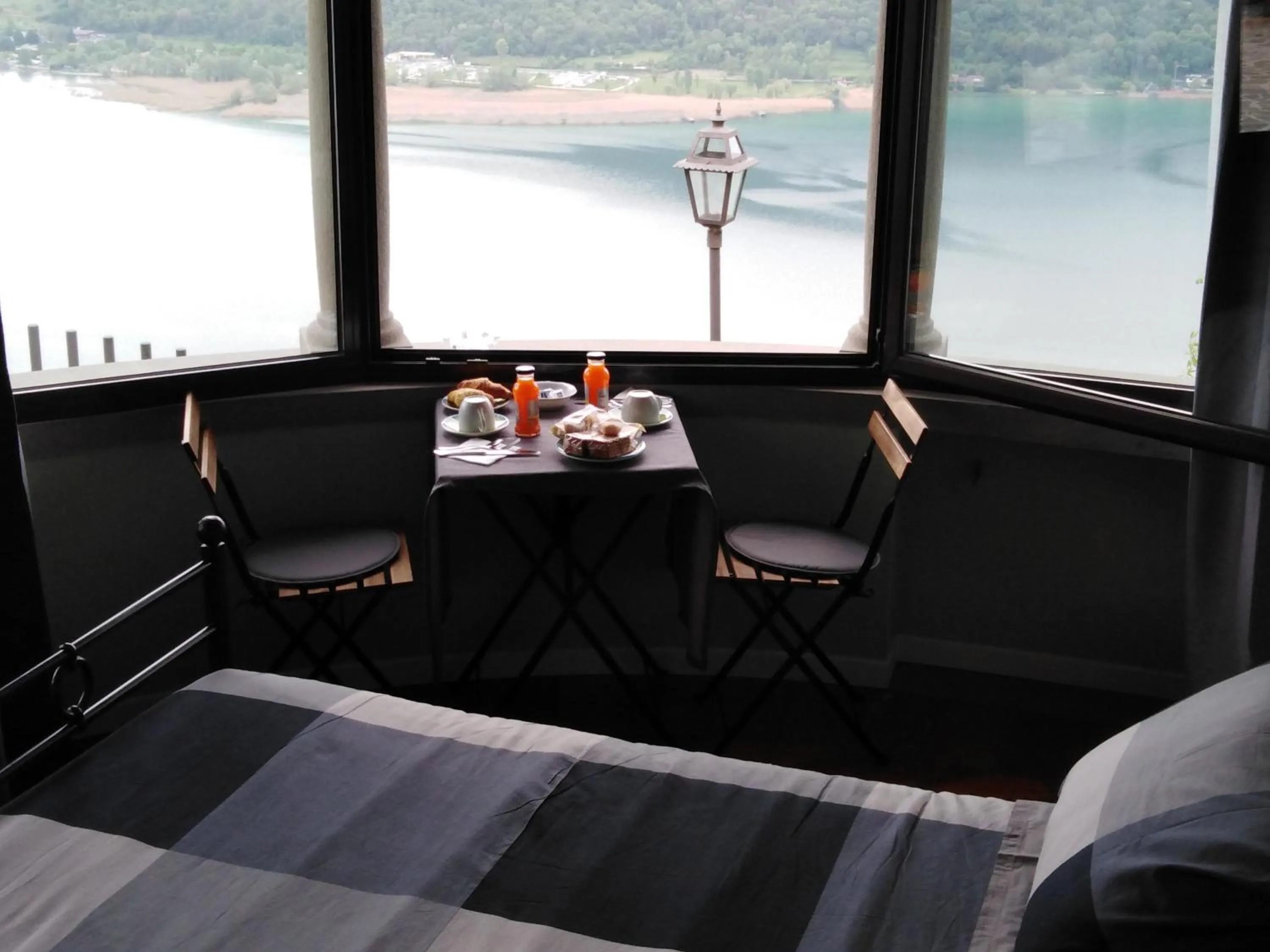 Dining area in B&B La Forcella