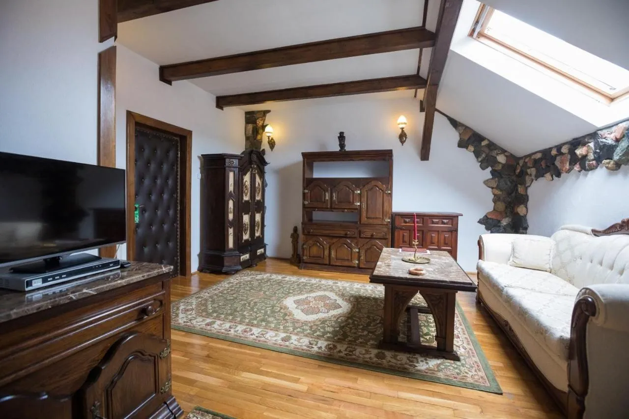 Photo of the whole room in Hunter Prince Castle Hotel