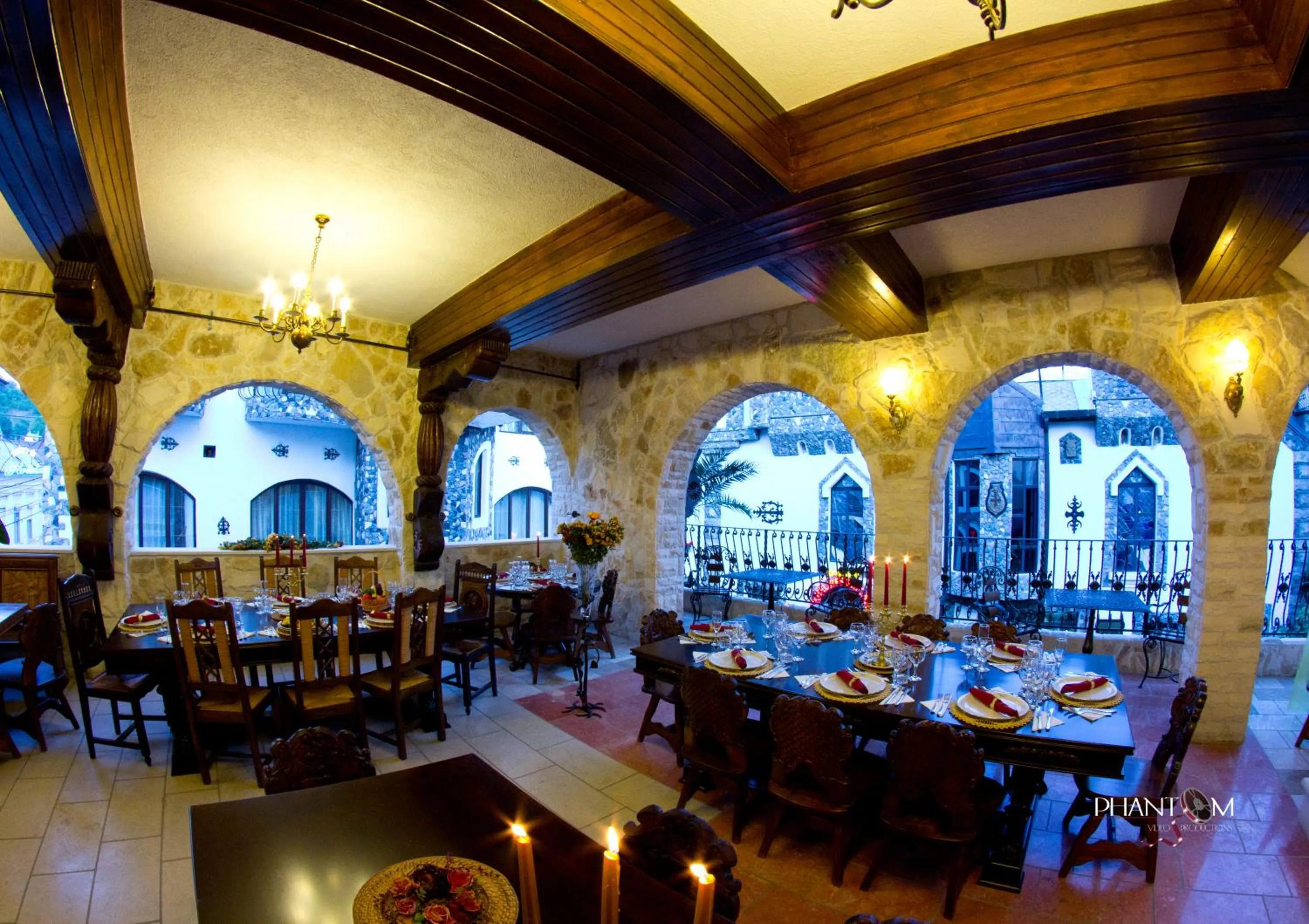 Dining area in Hunter Prince Castle Hotel