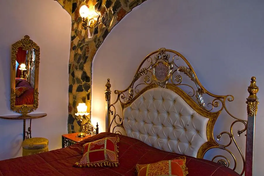 Bed in Hunter Prince Castle Hotel