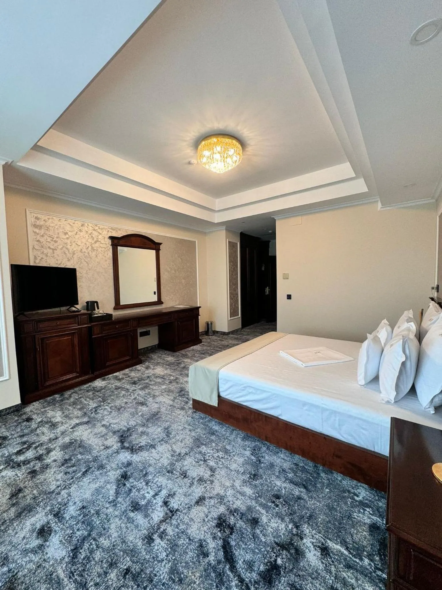 Bed in Hotel Bulevard