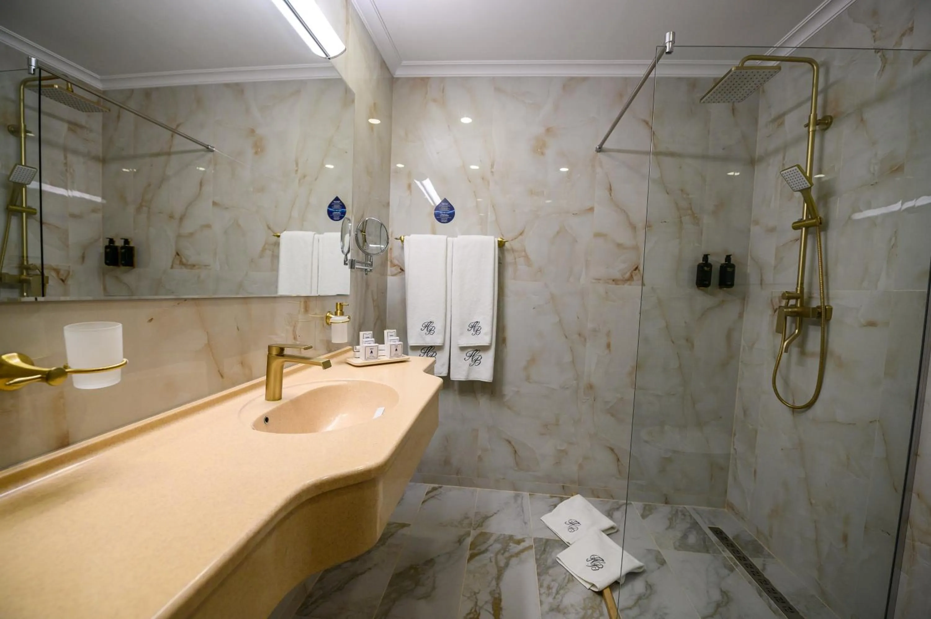 Bathroom in Hotel Bulevard