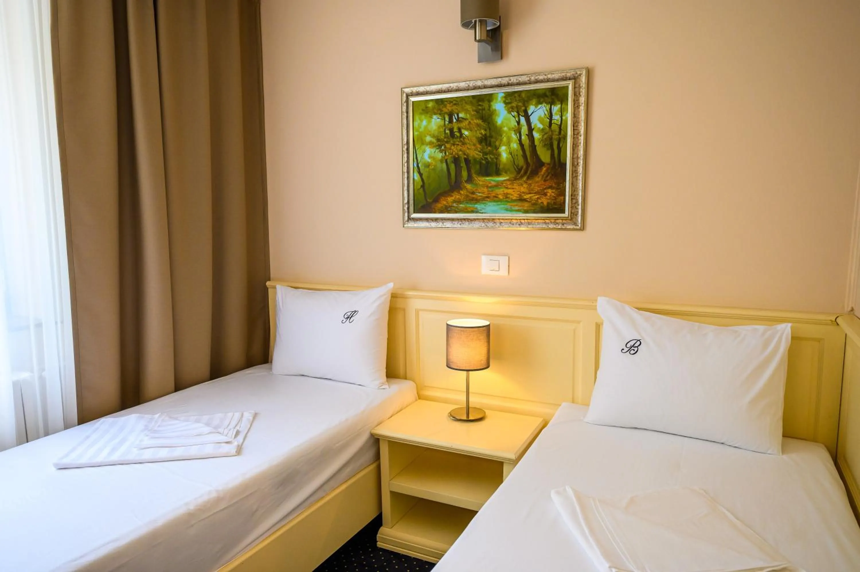 Bed in Hotel Bulevard