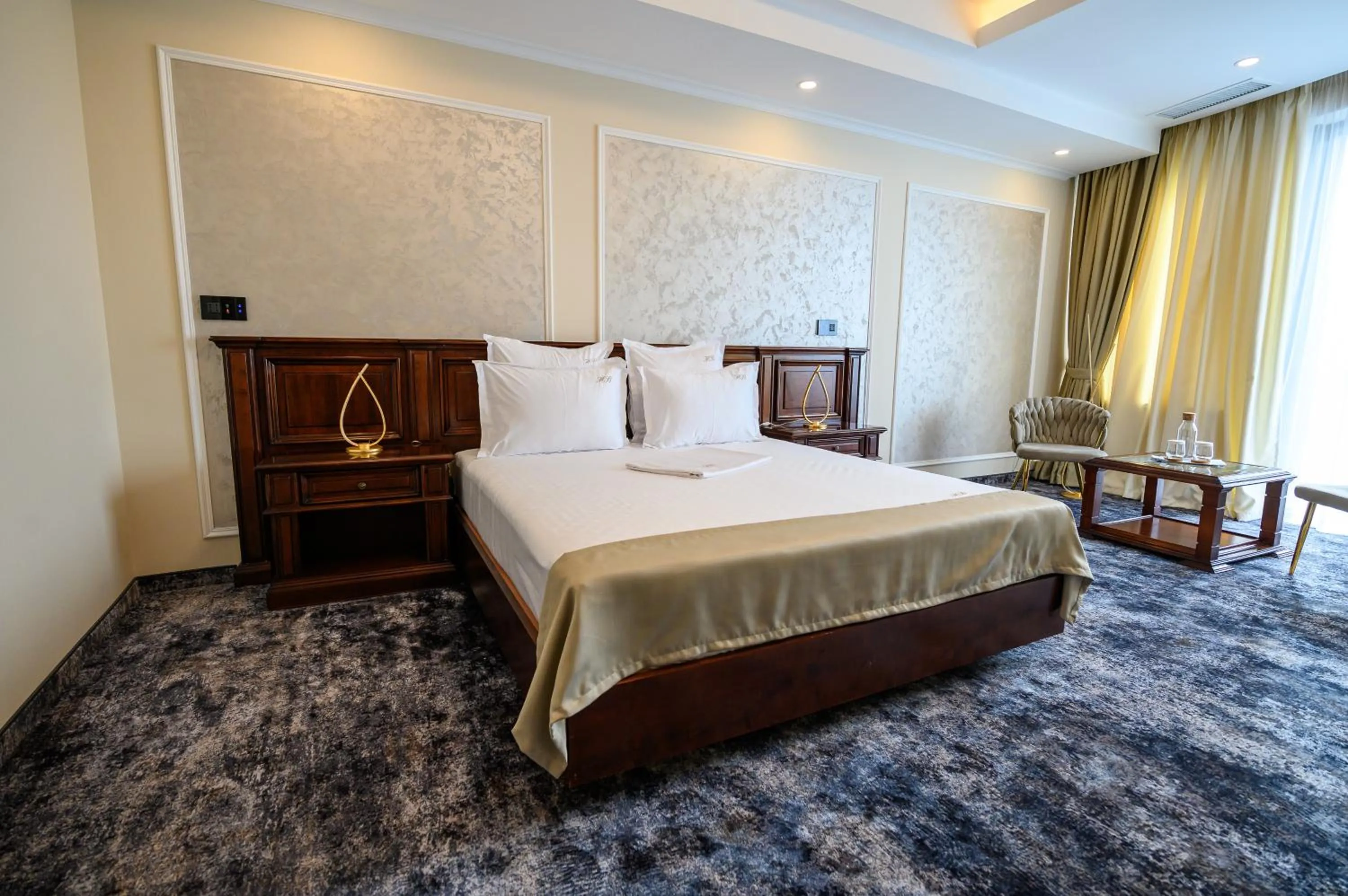 Bedroom, Bed in Hotel Bulevard