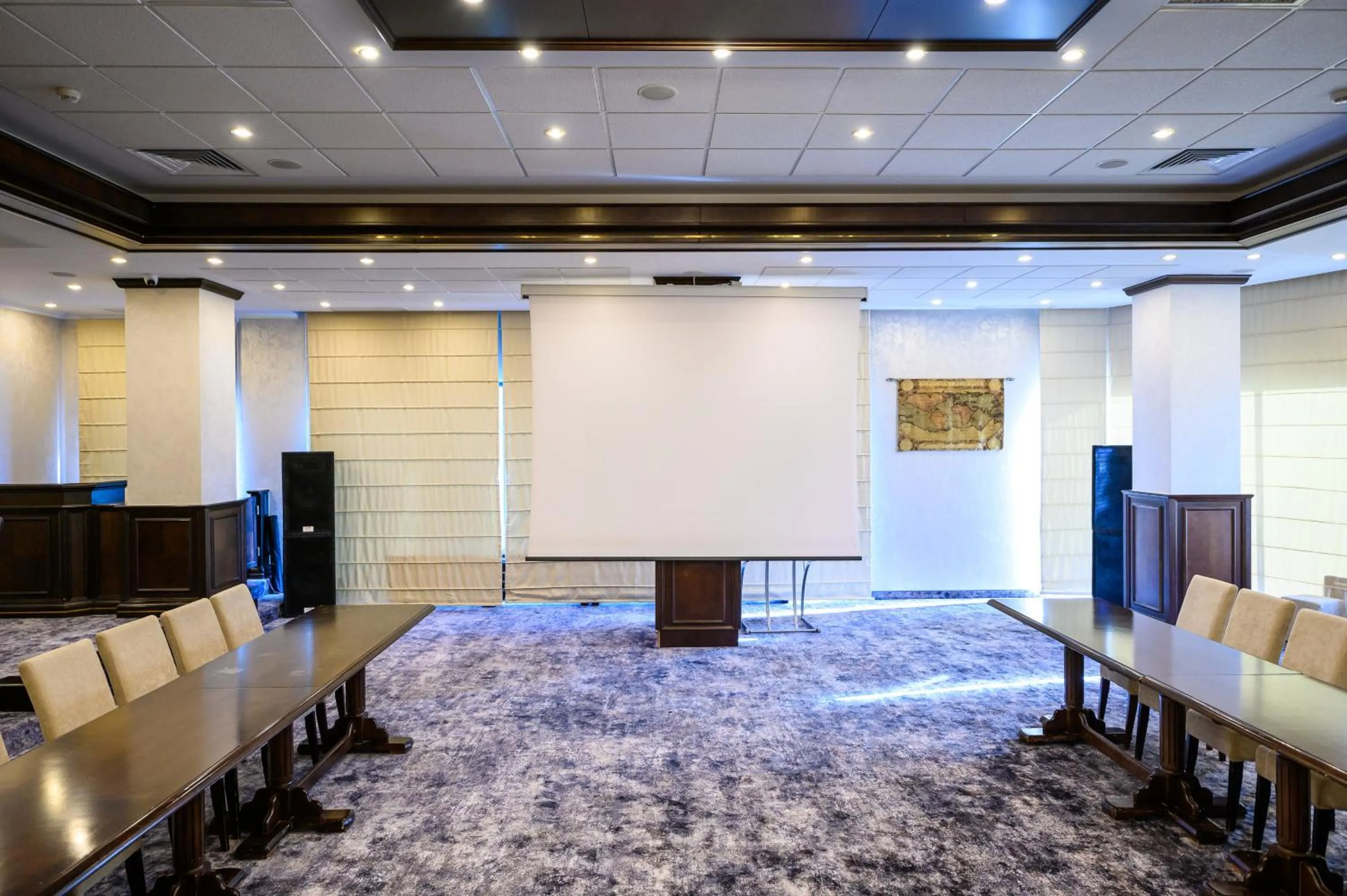 TV and multimedia in Hotel Bulevard