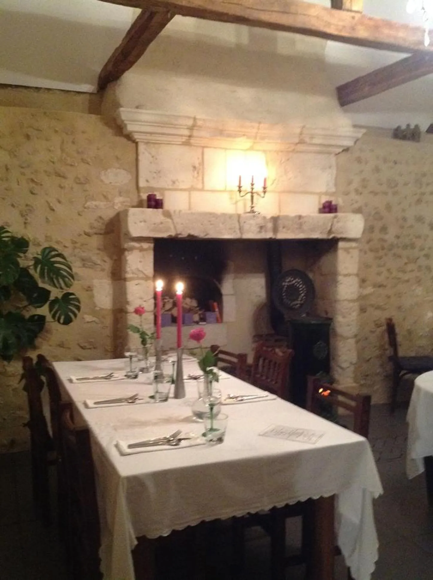 Dining area in Le Chaton Rouge