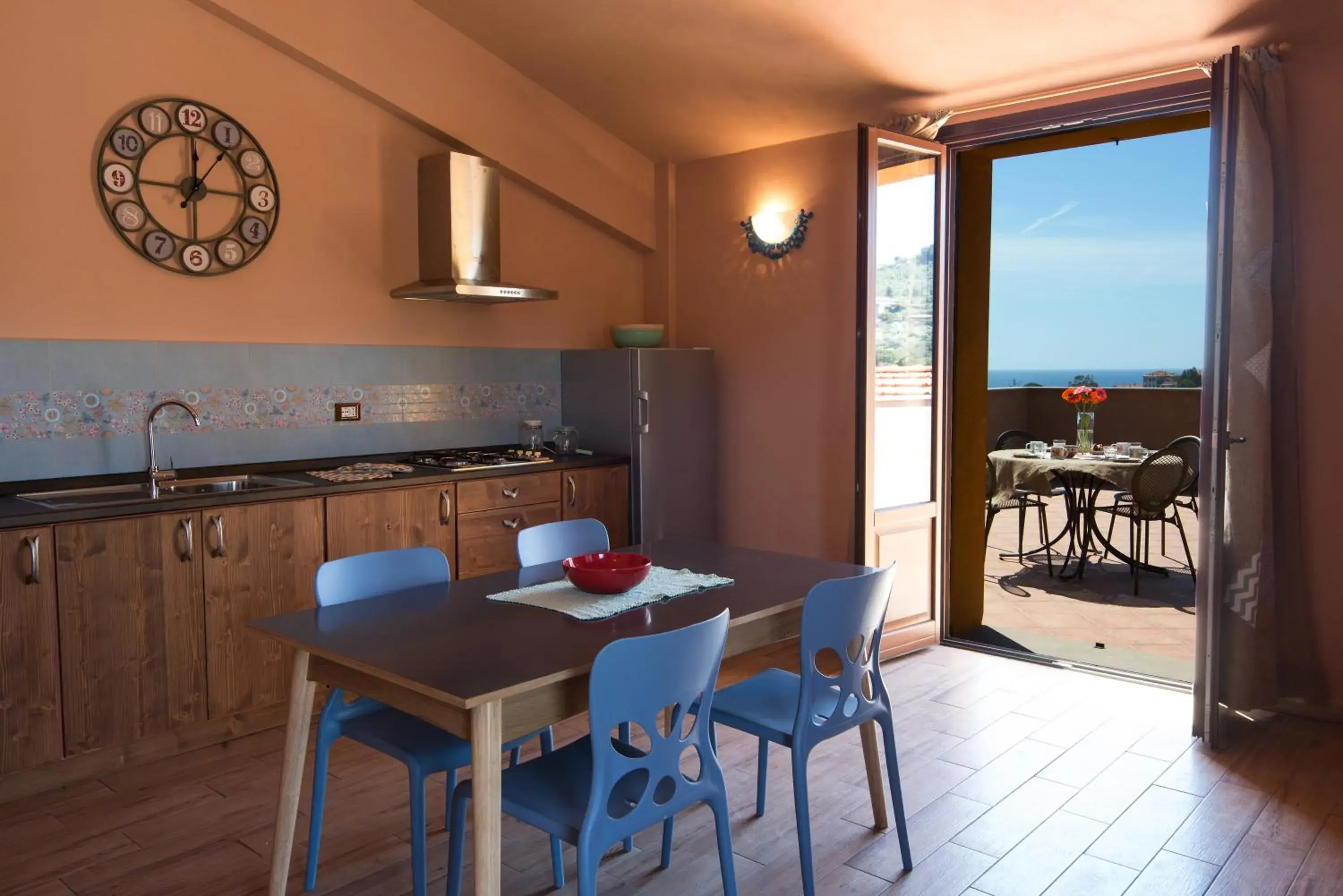 One-Bedroom Apartment with Sea View in Leonardo Resort One-Bedroom Apartment with Sea View in Leonardo Resort