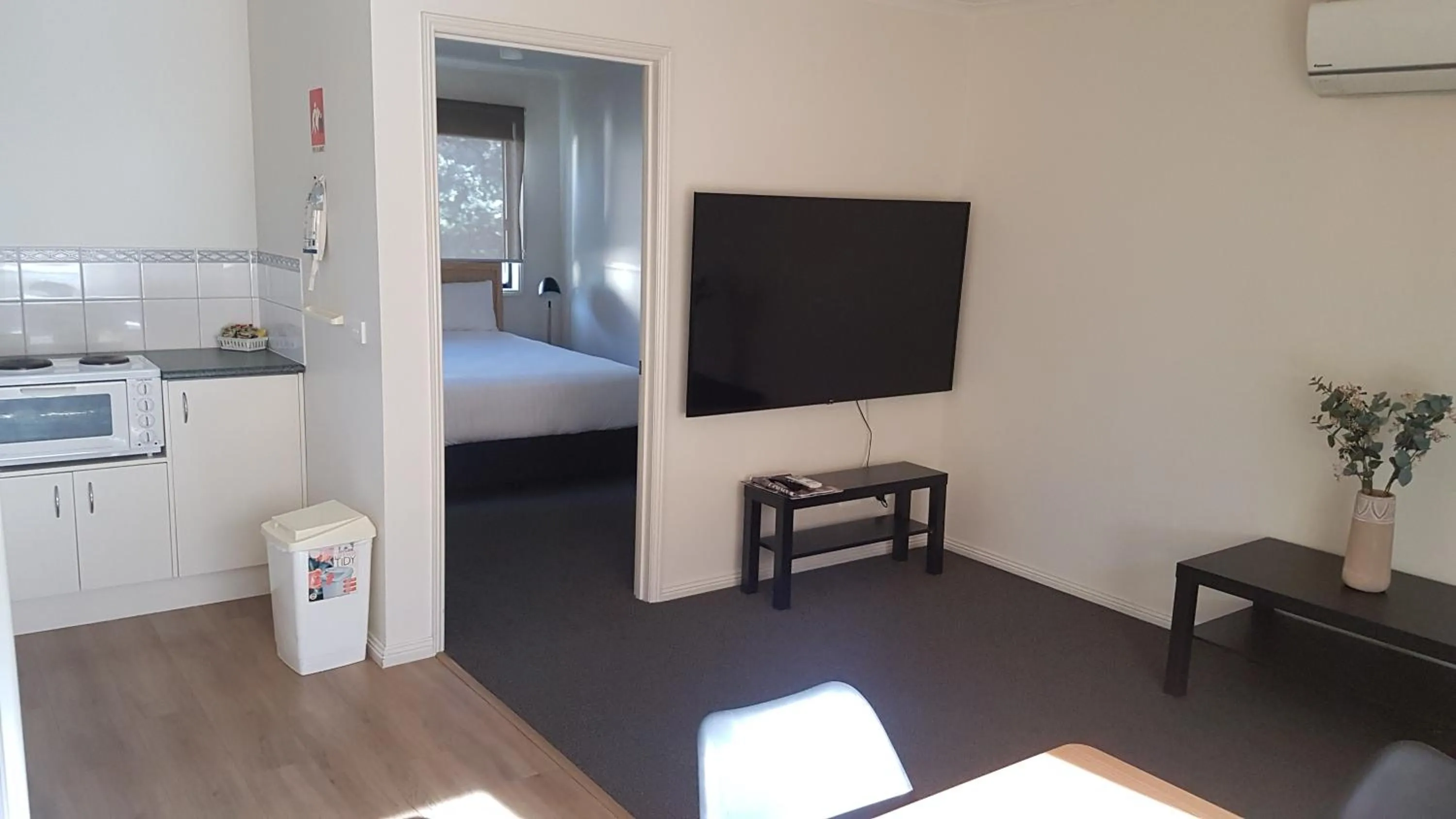 Living room, Bed in A-Line Holiday Park