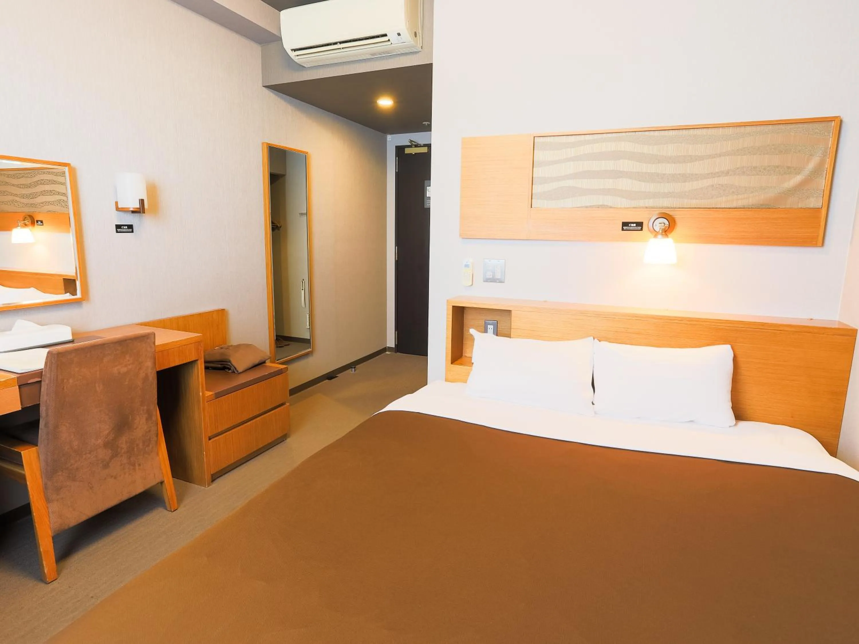 Bed in Castle Inn Sendai