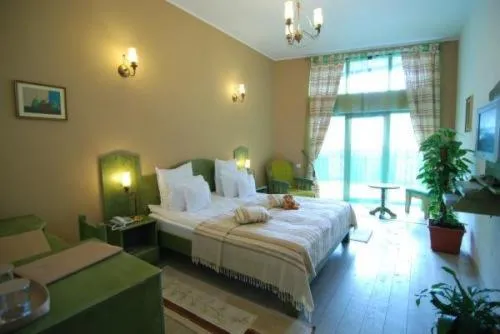 Day, Bed in Ezio House