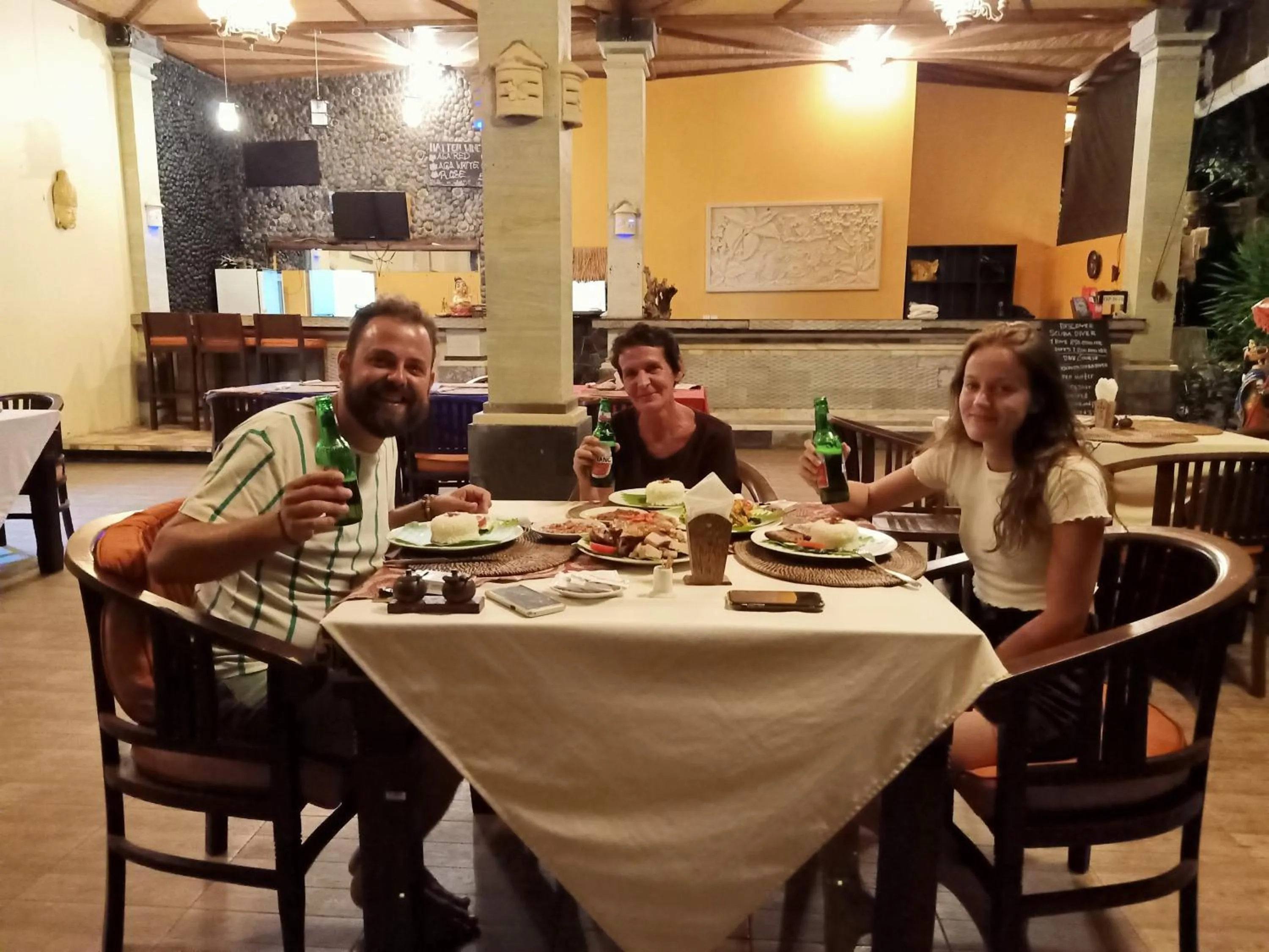 Restaurant/places to eat in Bali Bhuana Villas