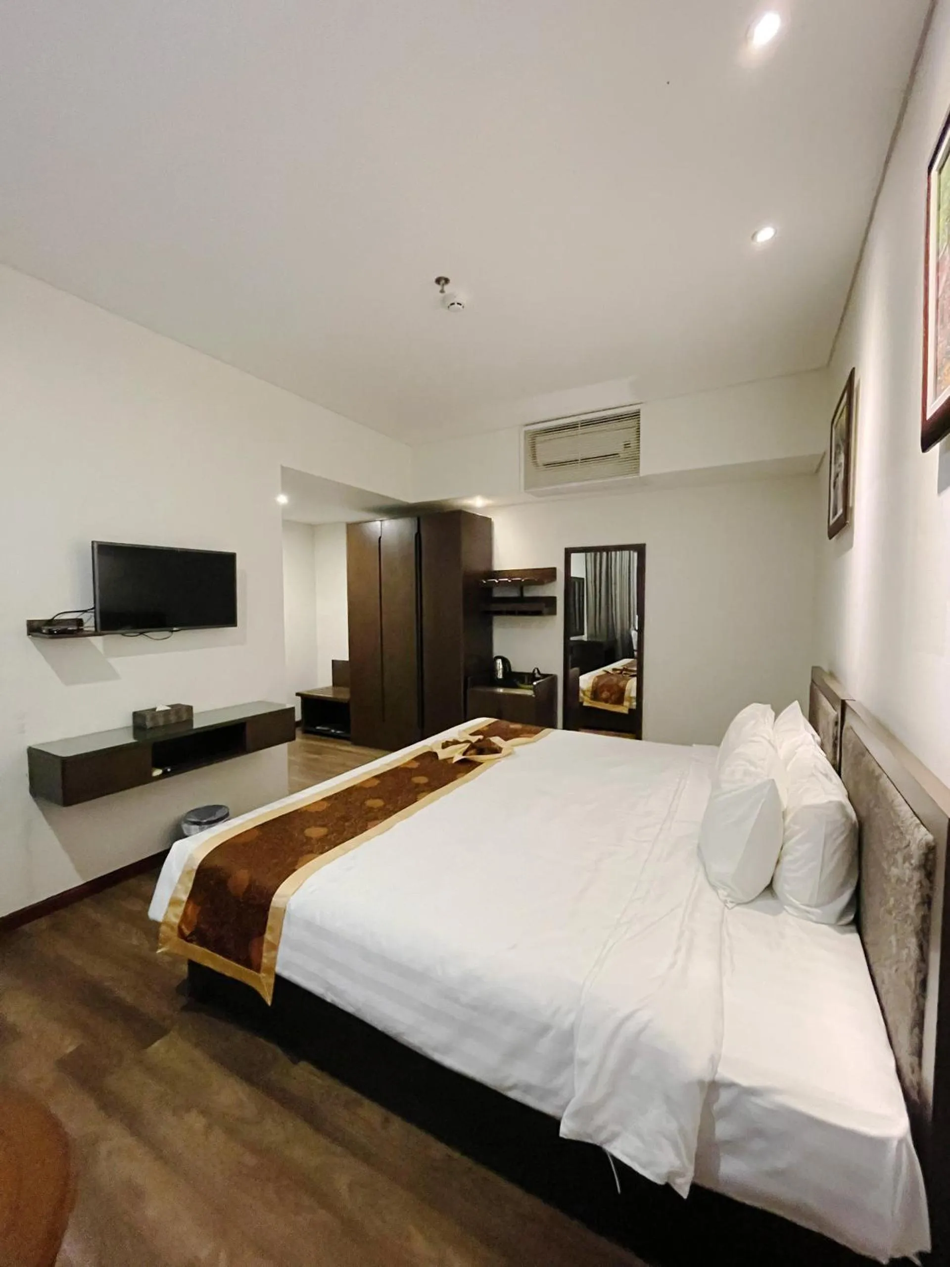 Bedroom, Bed in Danaciti Hotel