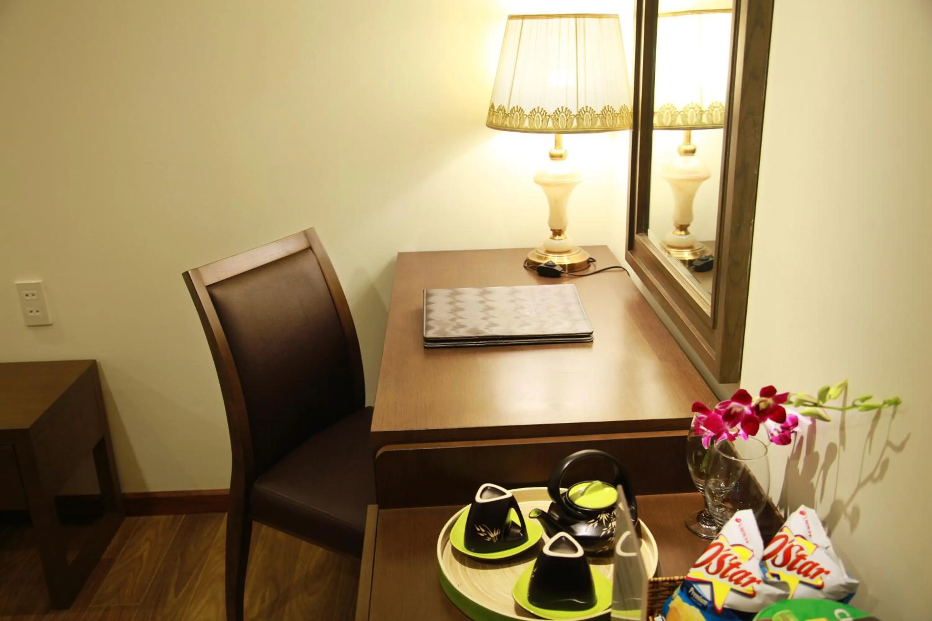 Bedroom in Danaciti Hotel