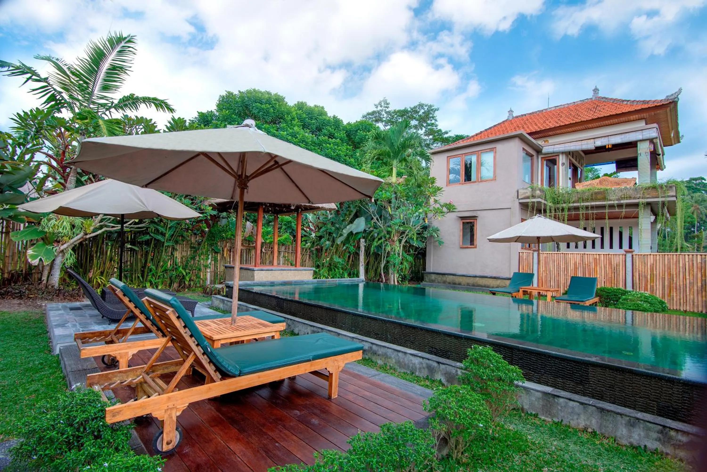 Pool view in Santosha Villas & Spa