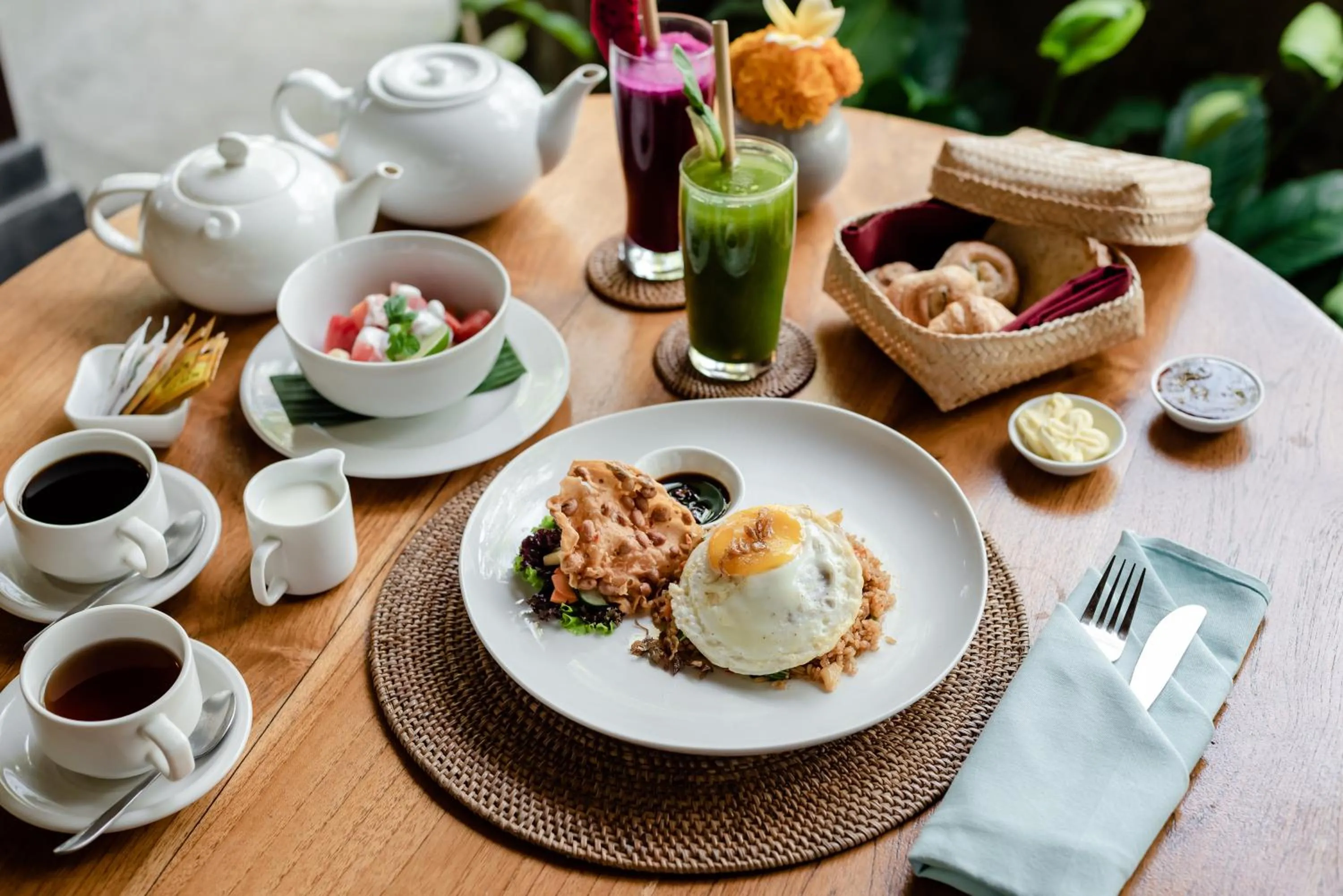 Food and drinks in Santosha Villas & Spa