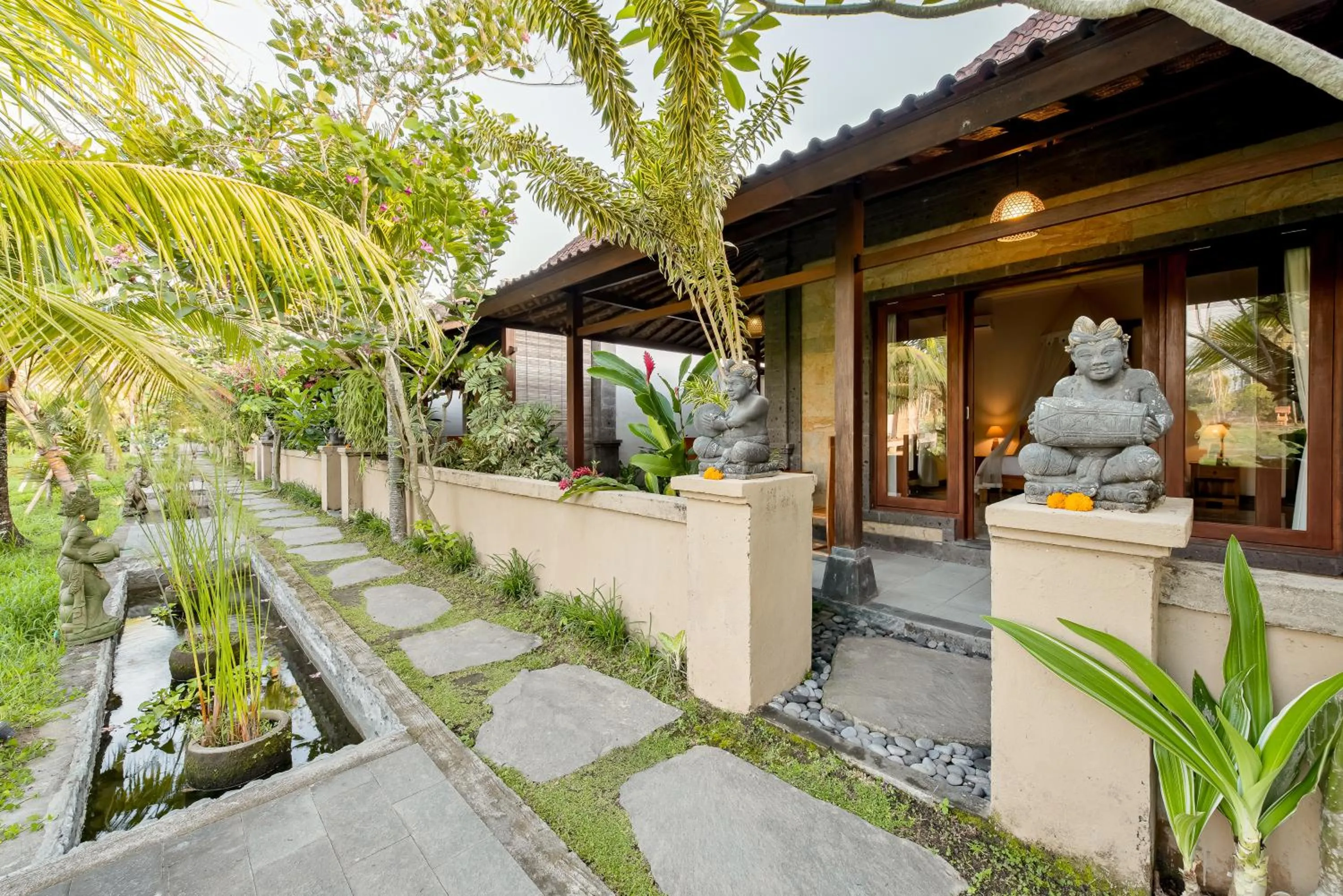 Facade/entrance in Santosha Villas & Spa