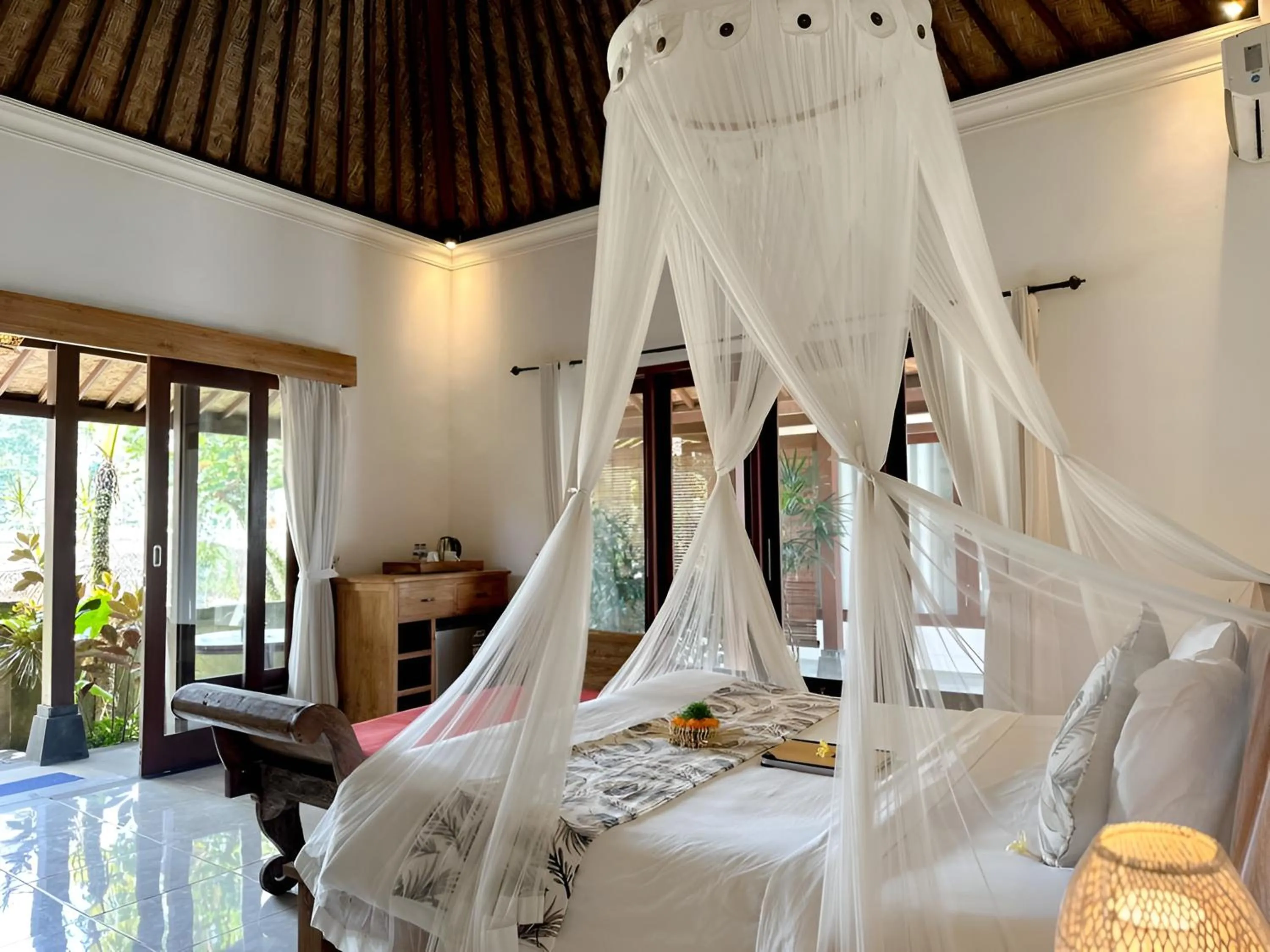 Santosha Villas & Spa