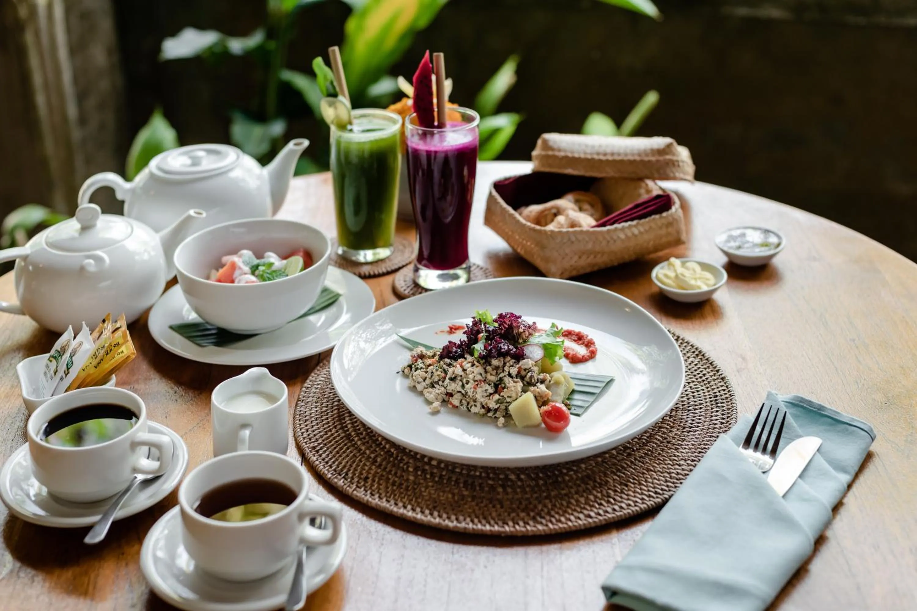 Food and drinks in Santosha Villas & Spa