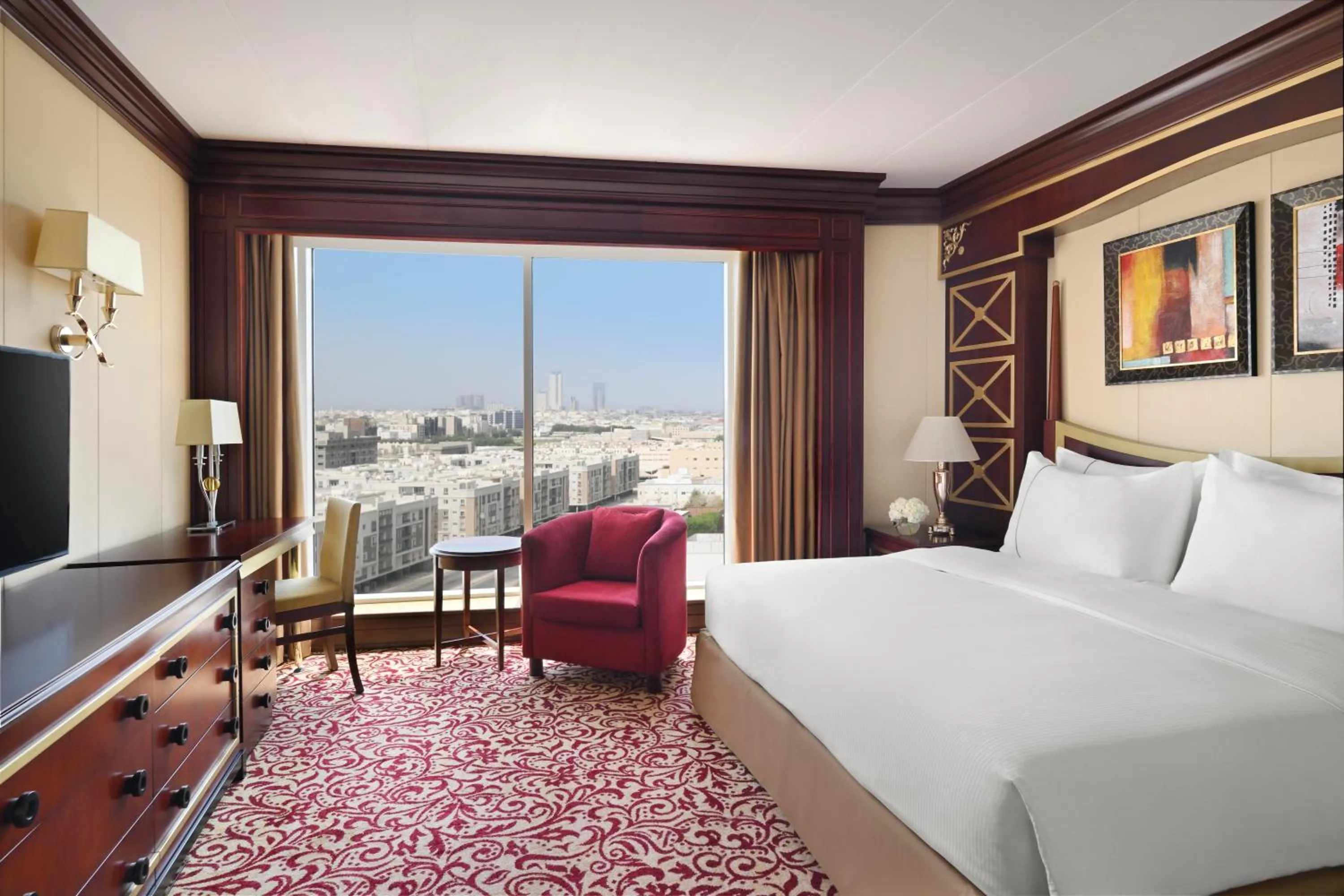 Bed in Mövenpick Hotel City Star Jeddah