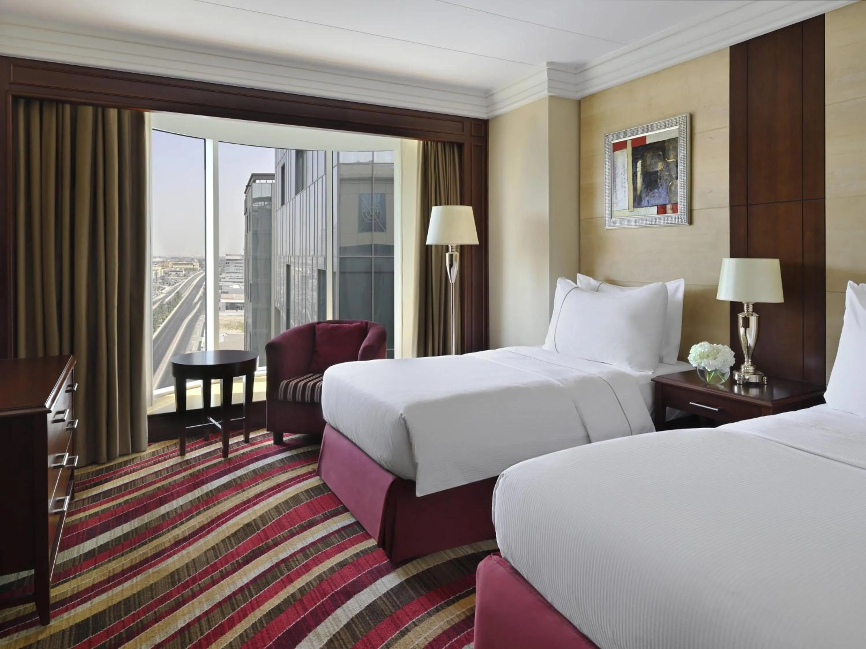 Bedroom, Bed in Mövenpick Hotel City Star Jeddah