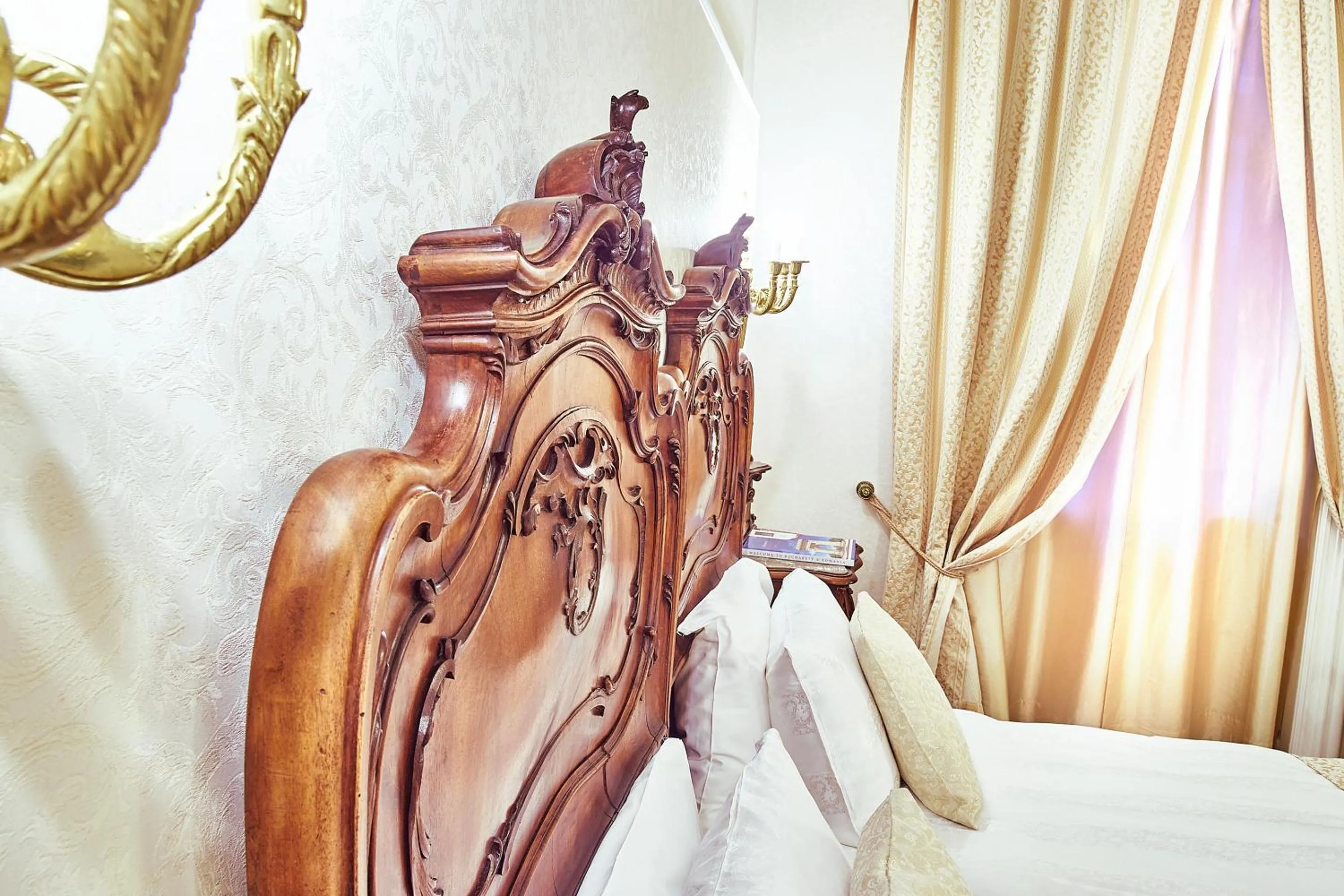 Decorative detail, Bed in Grand Hotel Continental Bucuresti
