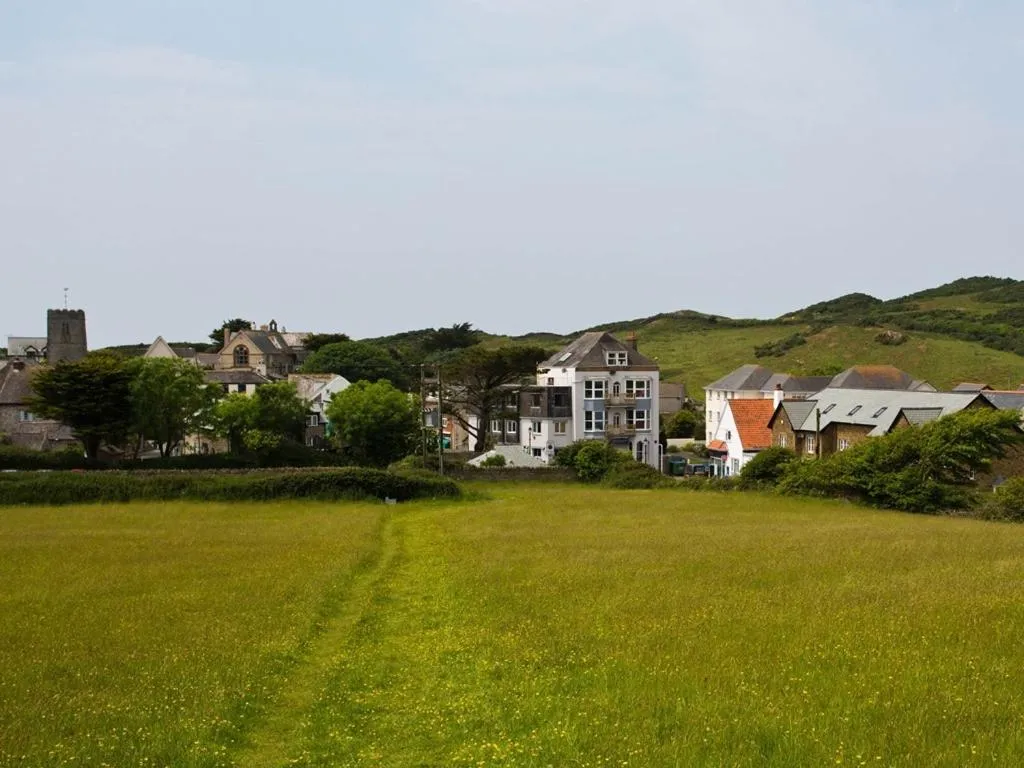 Property building in The Smugglers Rest