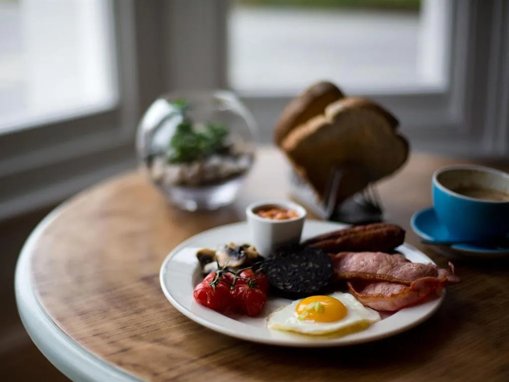 Dining area in The Smugglers Rest