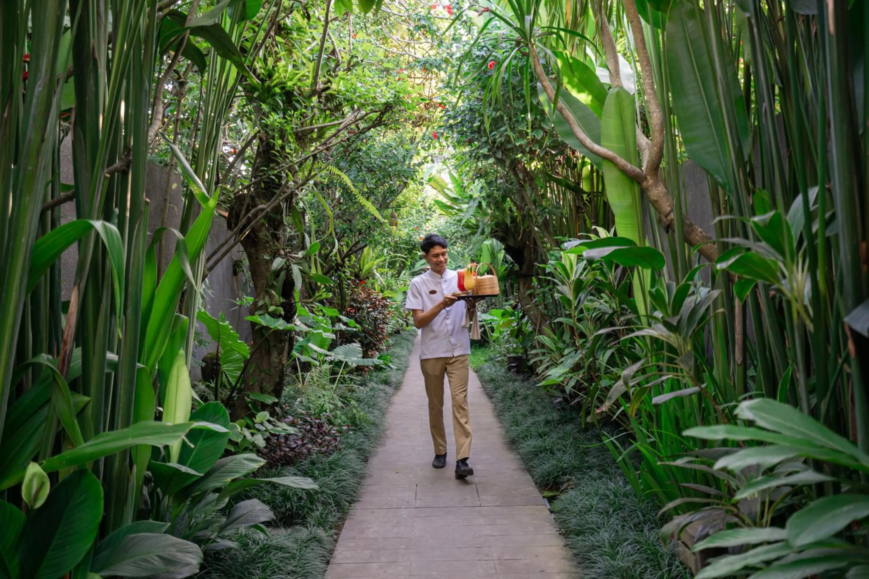 room service in Purana Boutique Resort