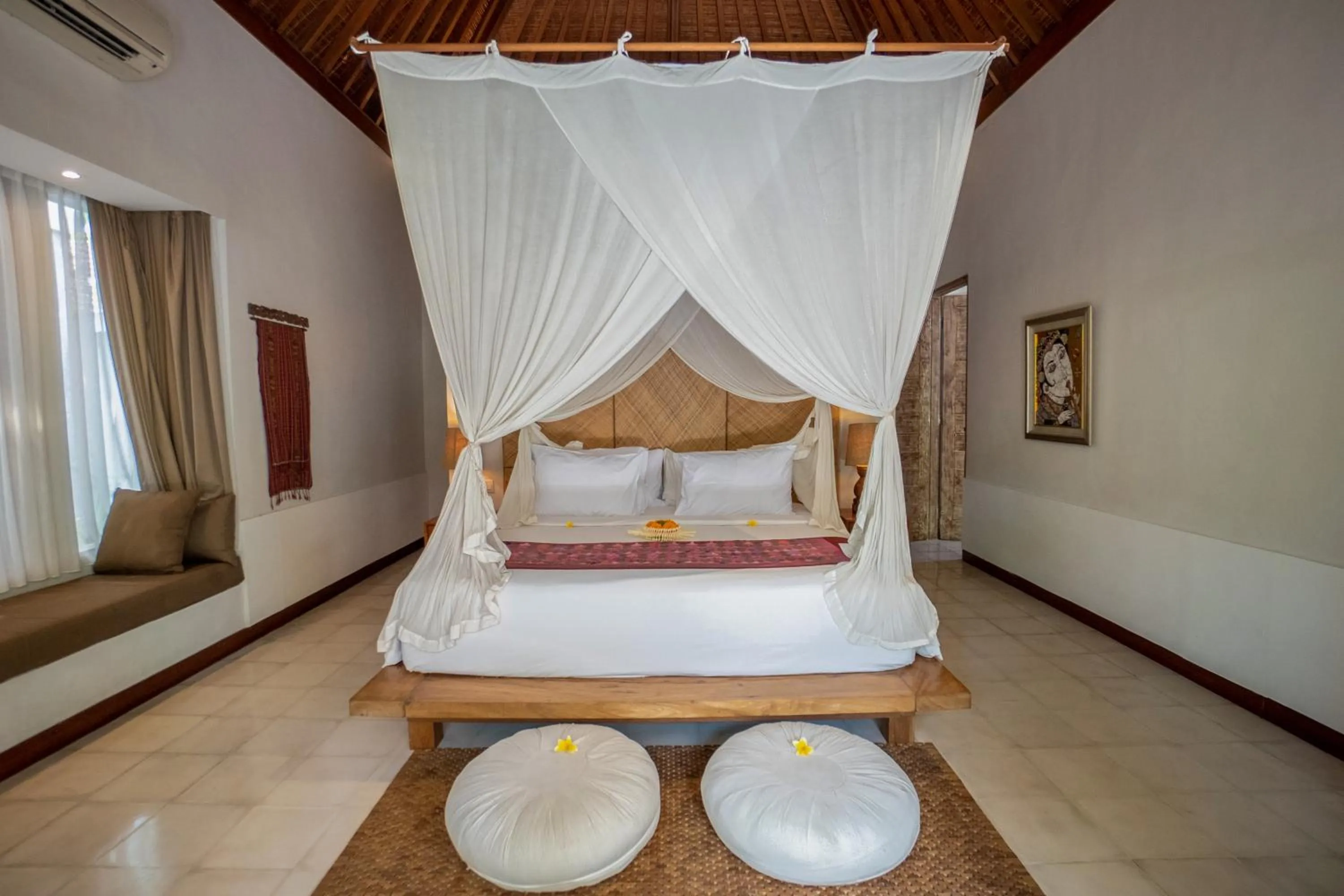 Bed in Purana Boutique Resort